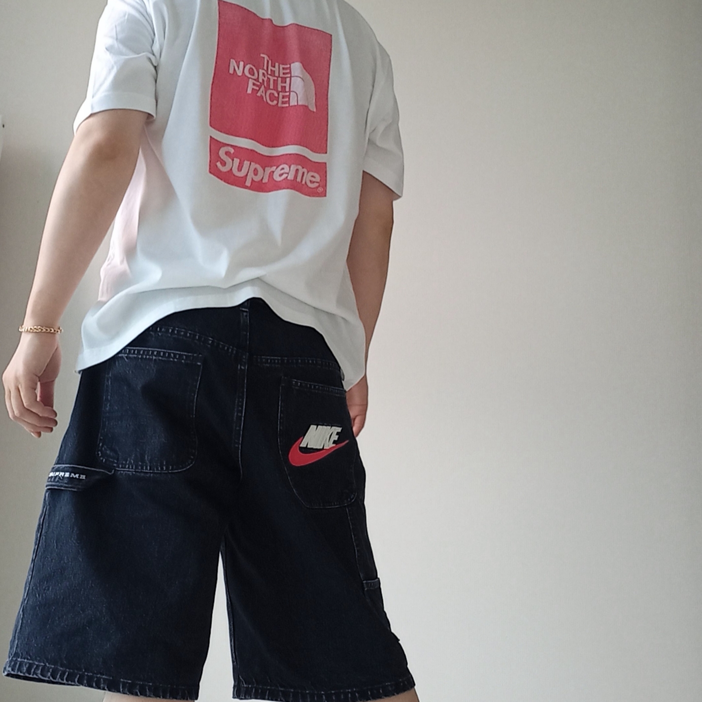 Supreme x The North Face S/S Top White - 24SS, Supreme x Nike Denim Short Black - 24SS 착용 스타일 - 2
