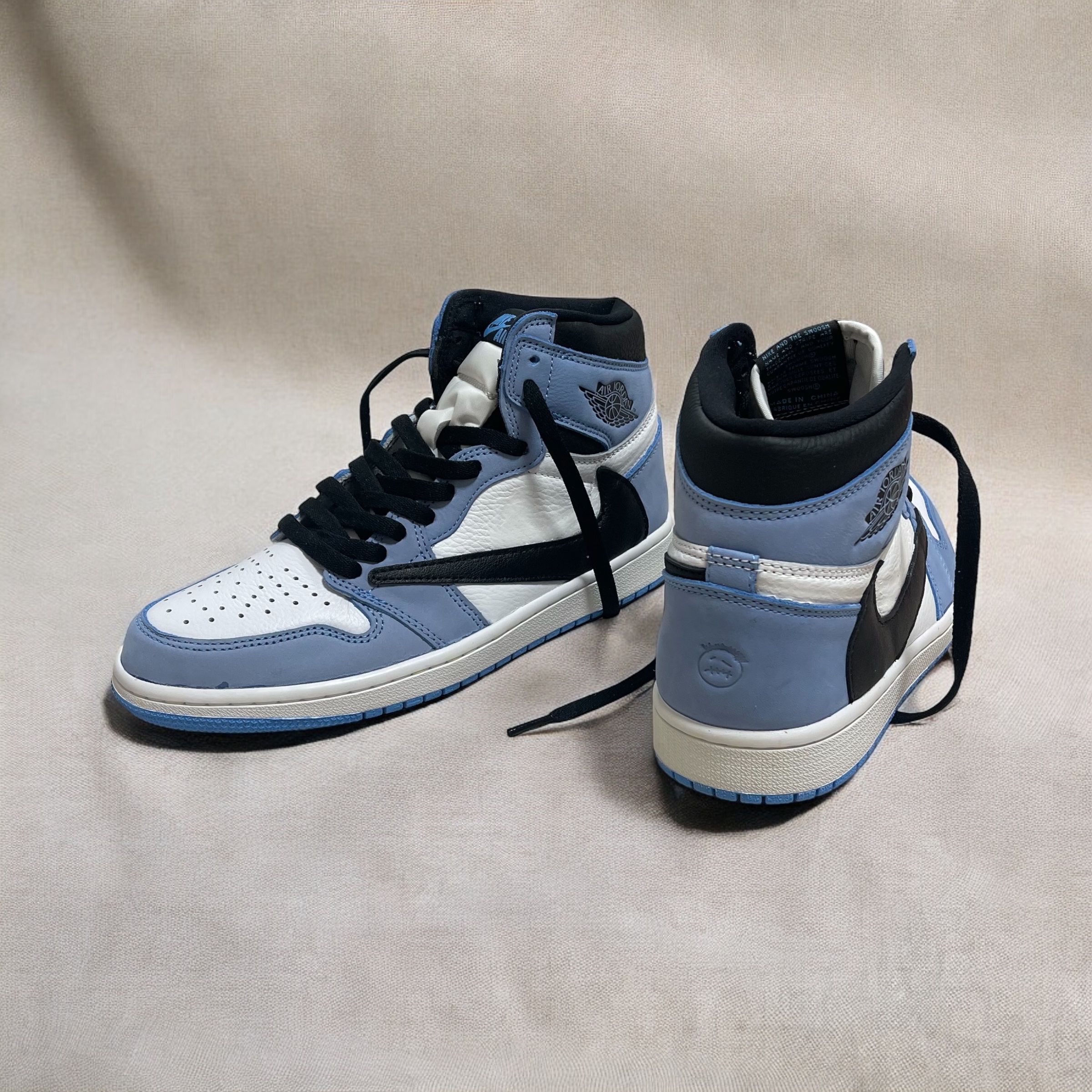 Jordan 1 Retro High OG University Blue, (GS) Jordan 1 Retro High OG University Blue 착용 스타일 - 3