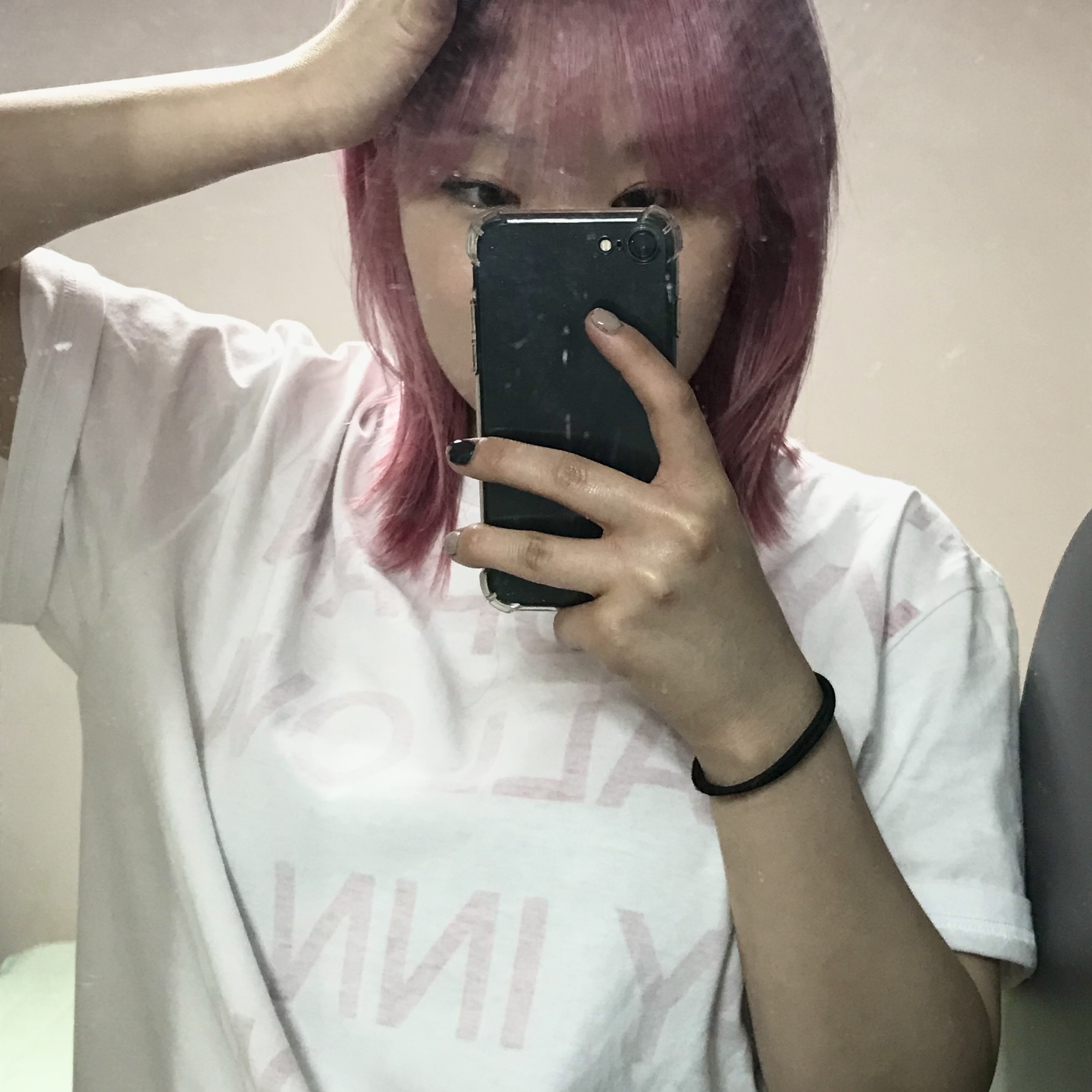 [KREAM 단독] Safarispot Highway Inn T-Shirt White Red 착용 스타일 - 2