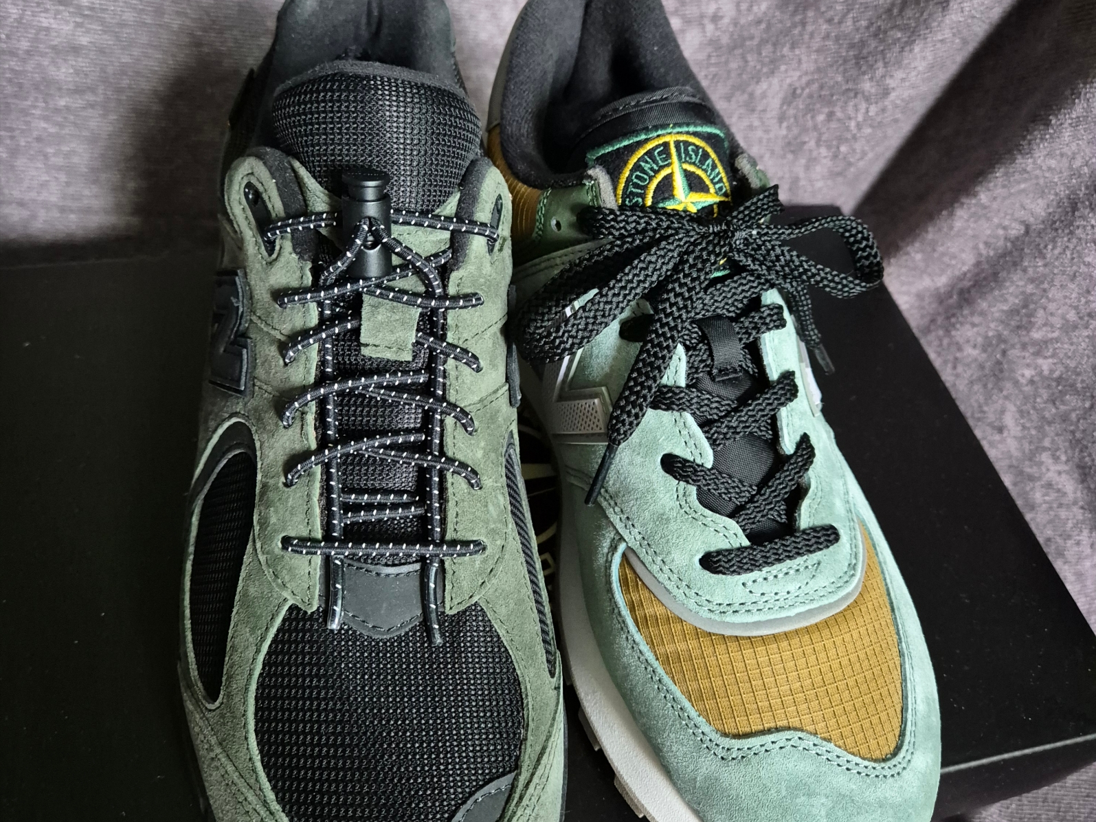 New Balance x Stone Island 574 Legacy Light Green, New Balance x Stone Island 991v2 Made in UK Black Olive Night 착용 스타일 - 4