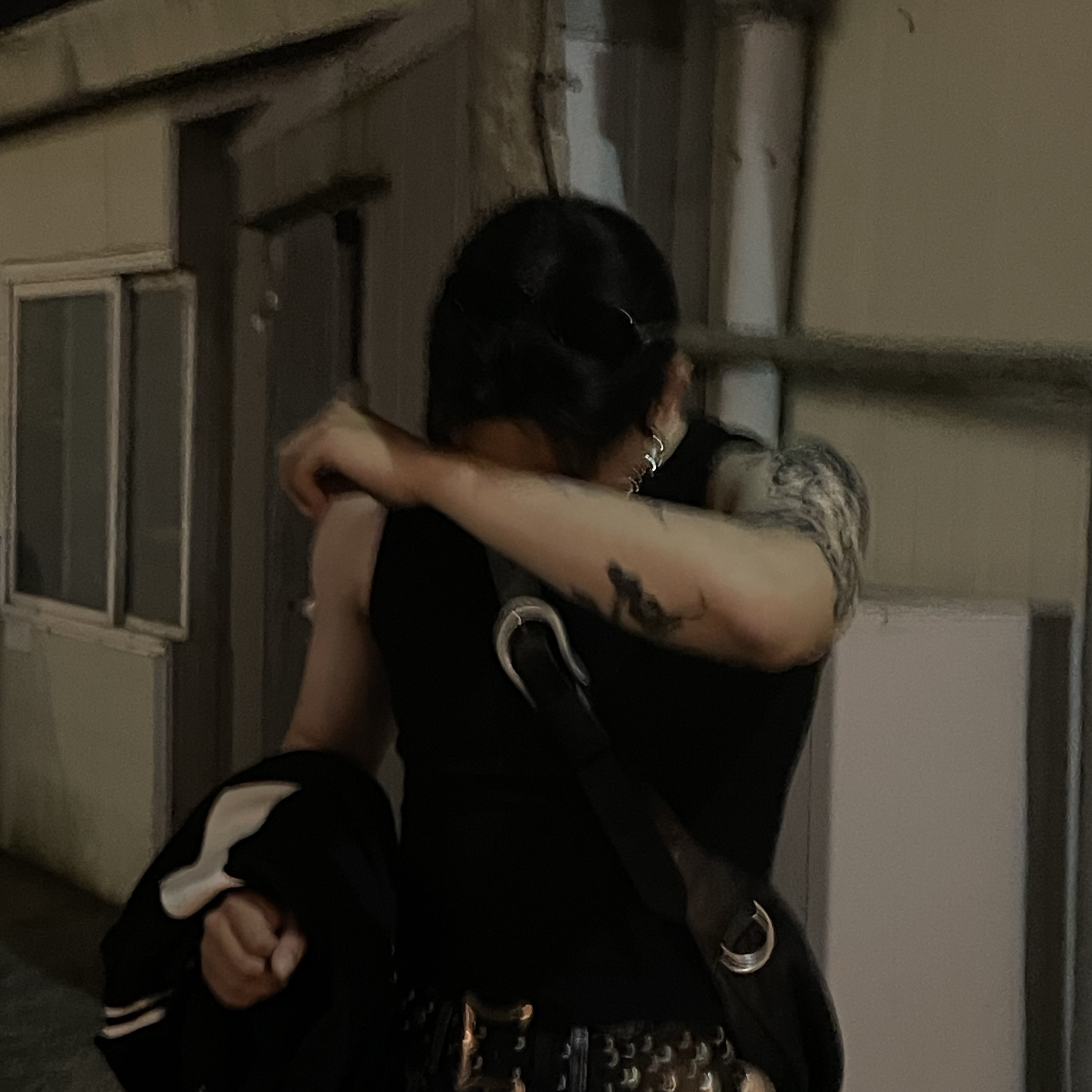 Thug Club Dragon Belt Vintage, Thug Club Denim Tribal Pants Black 착용 스타일 - 1