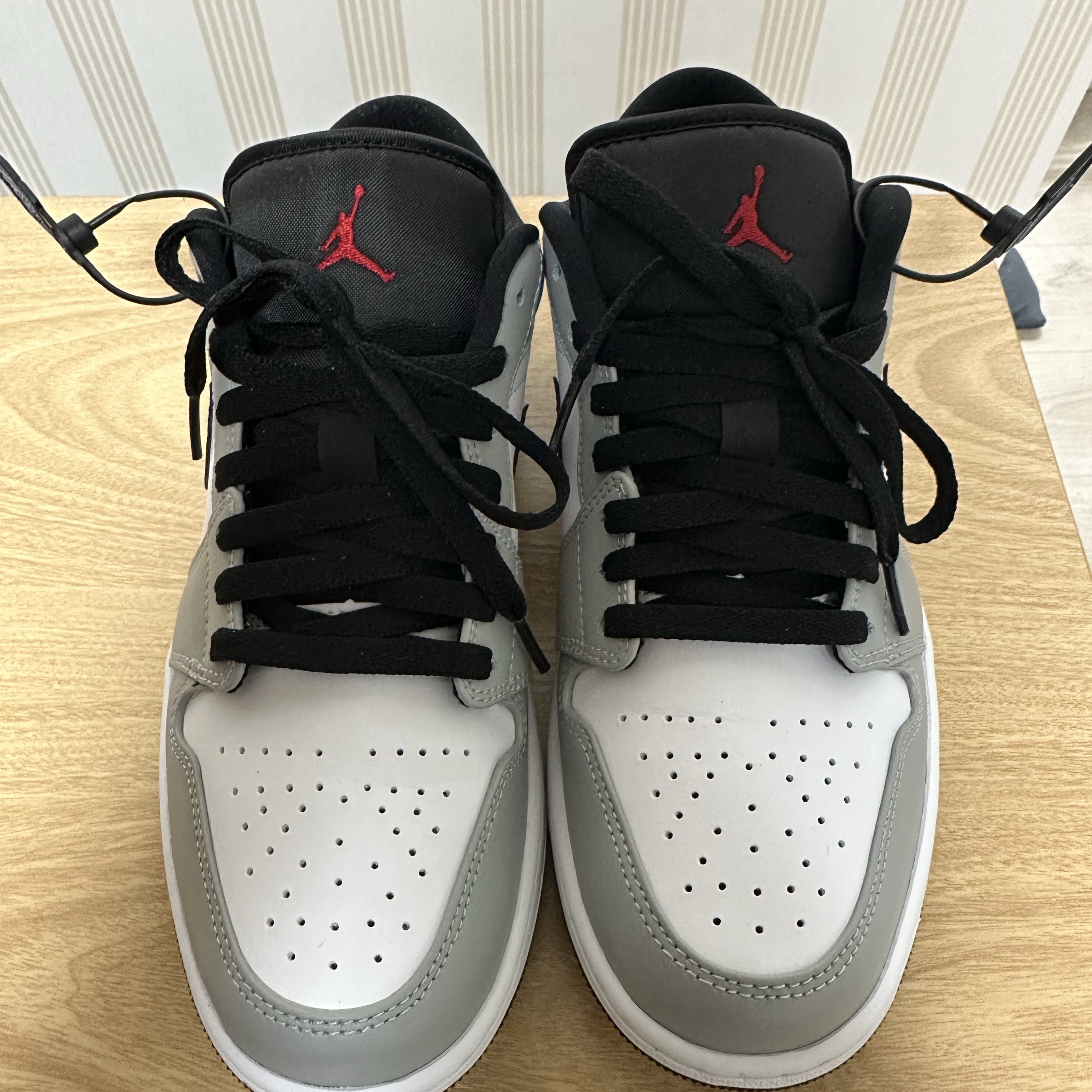 Jordan 1 Low Light Smoke Grey 착용 스타일