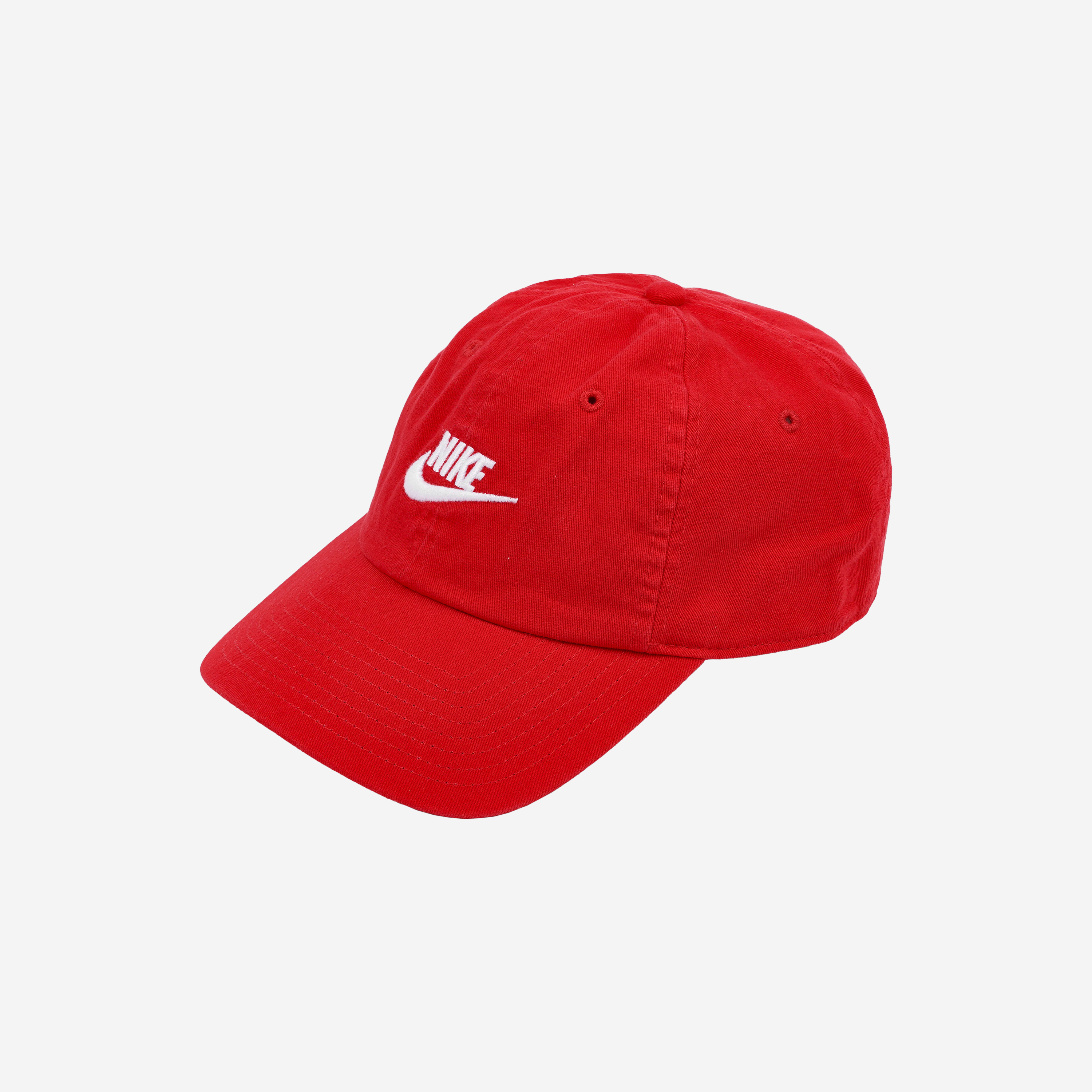 나이키 클럽 언스트럭처 퓨추라 워시드 캡 유니버시티 레드(Nike Club Unstructured Futura Washed Cap University Red)