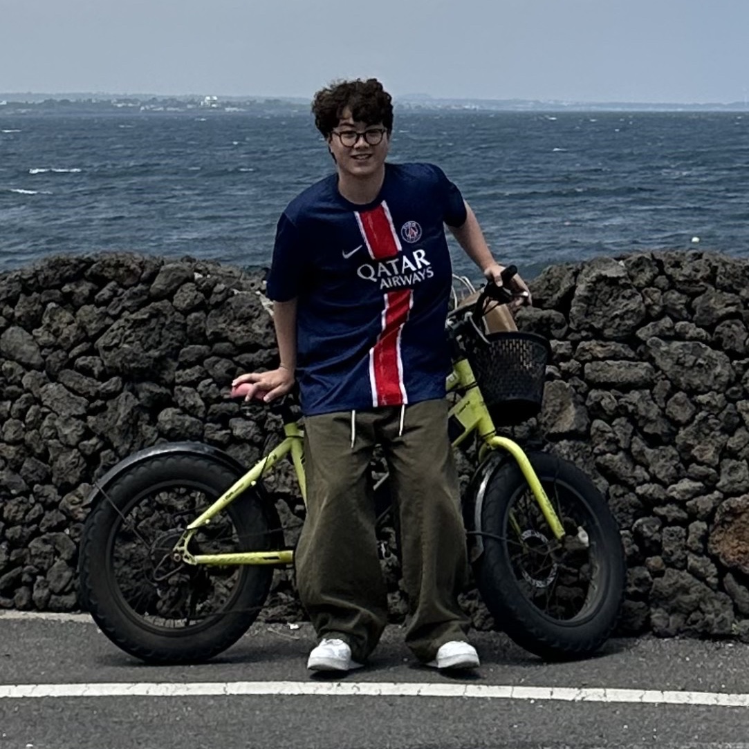 Nike Paris Saint-Germain 2024/25 Dri-Fit Stadium Home Replica Jersey Midnight Navy (Non Marking Ver.), Nike x Supreme Air Force 1 Low White 착용 스타일 - 1