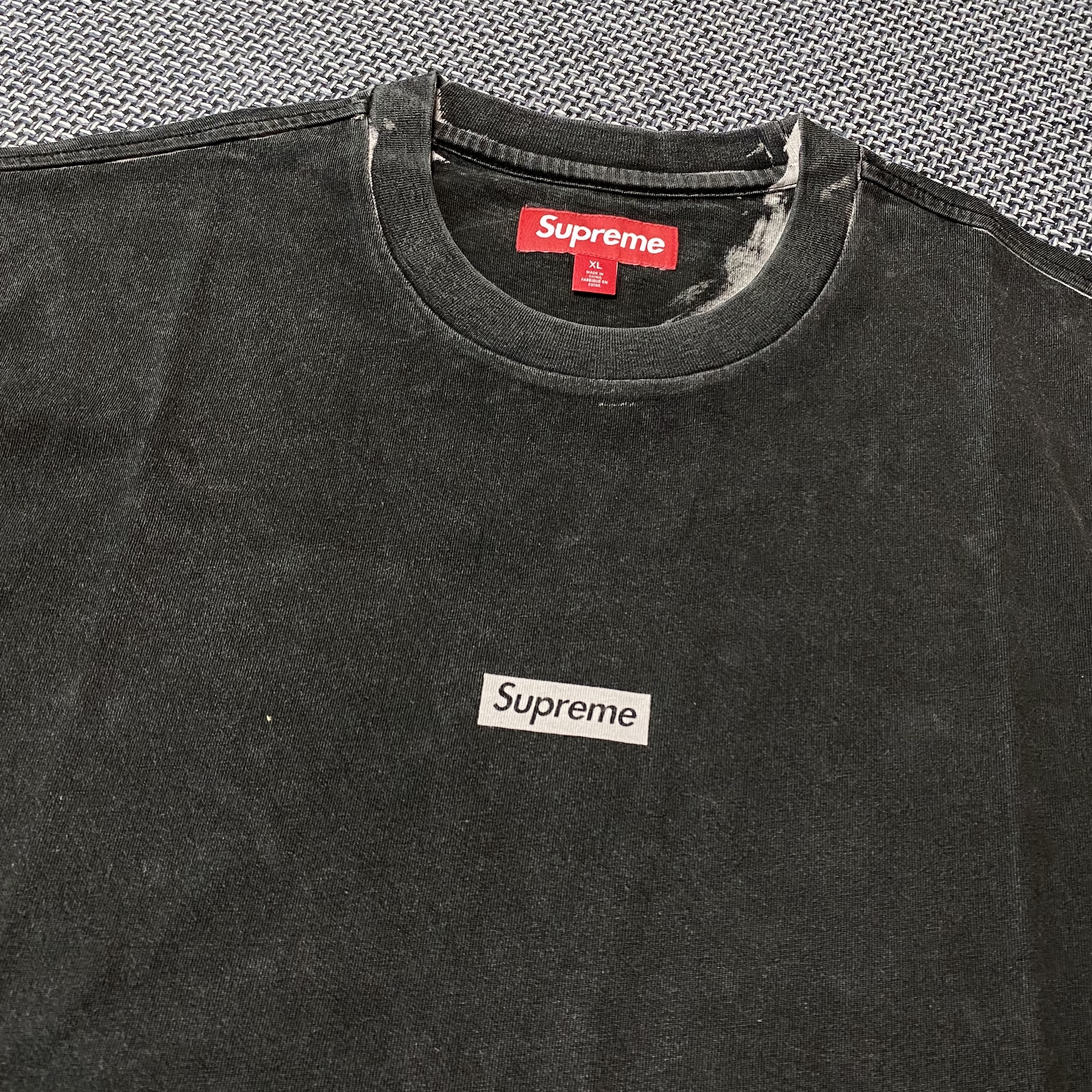 Supreme Overprint Small Box S/S Top Black - 24SS 착용 스타일