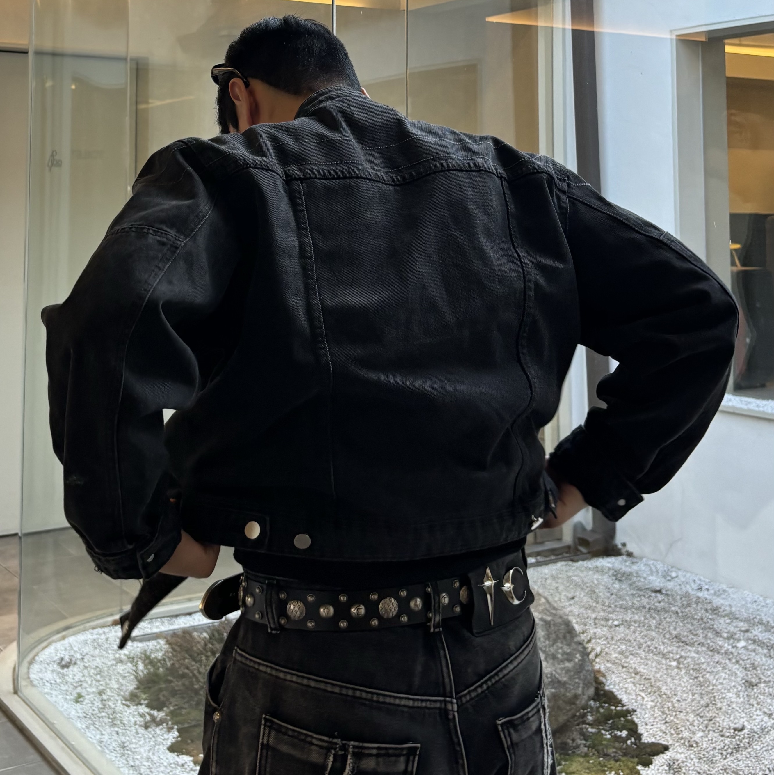 Thug Club Dragon Belt Vintage, Thug Club Denim Tribal Pants Black 착용 스타일 - 2