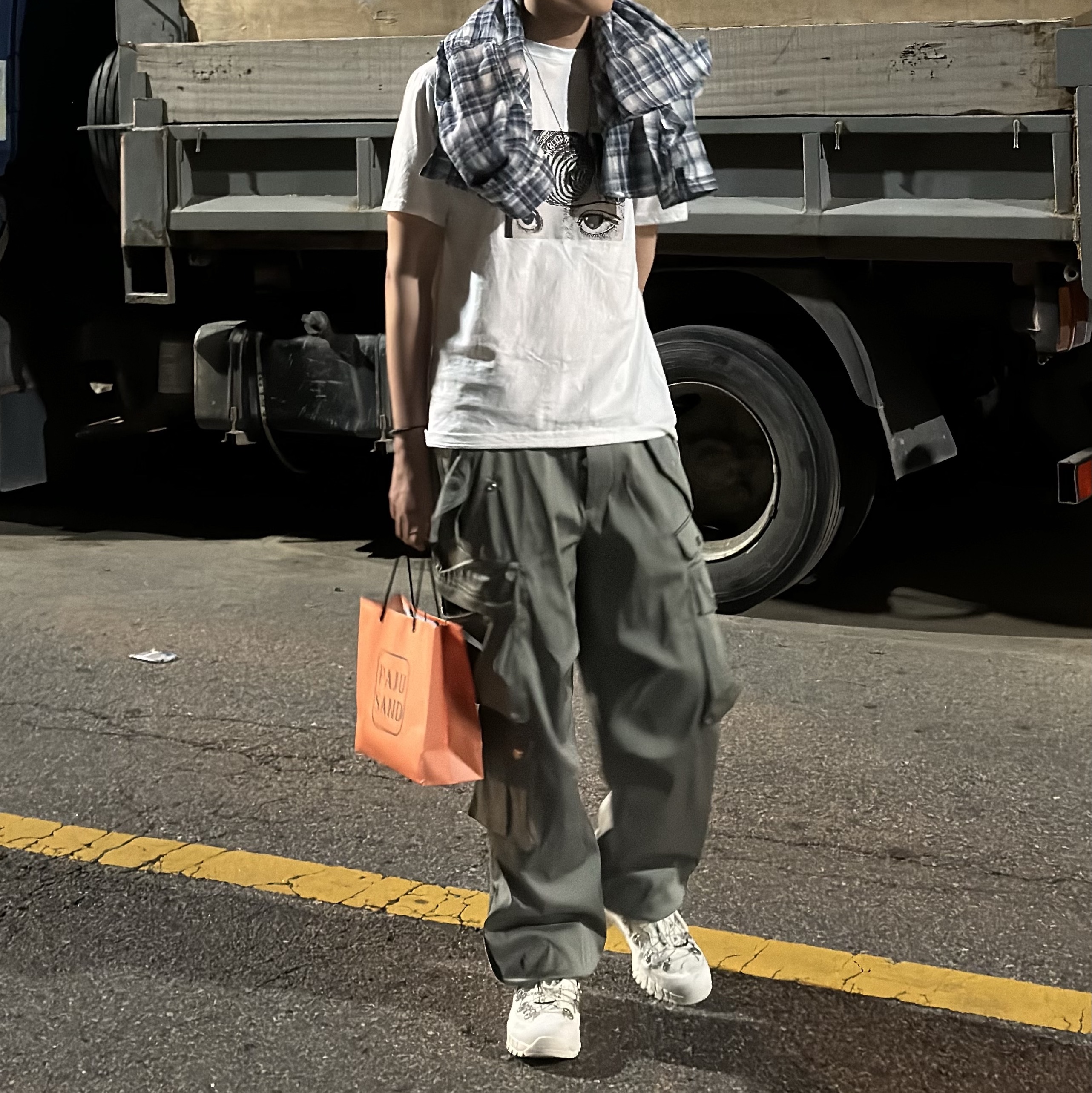 LOSTGARDEN x Kolon Sport Ton White 착용 스타일