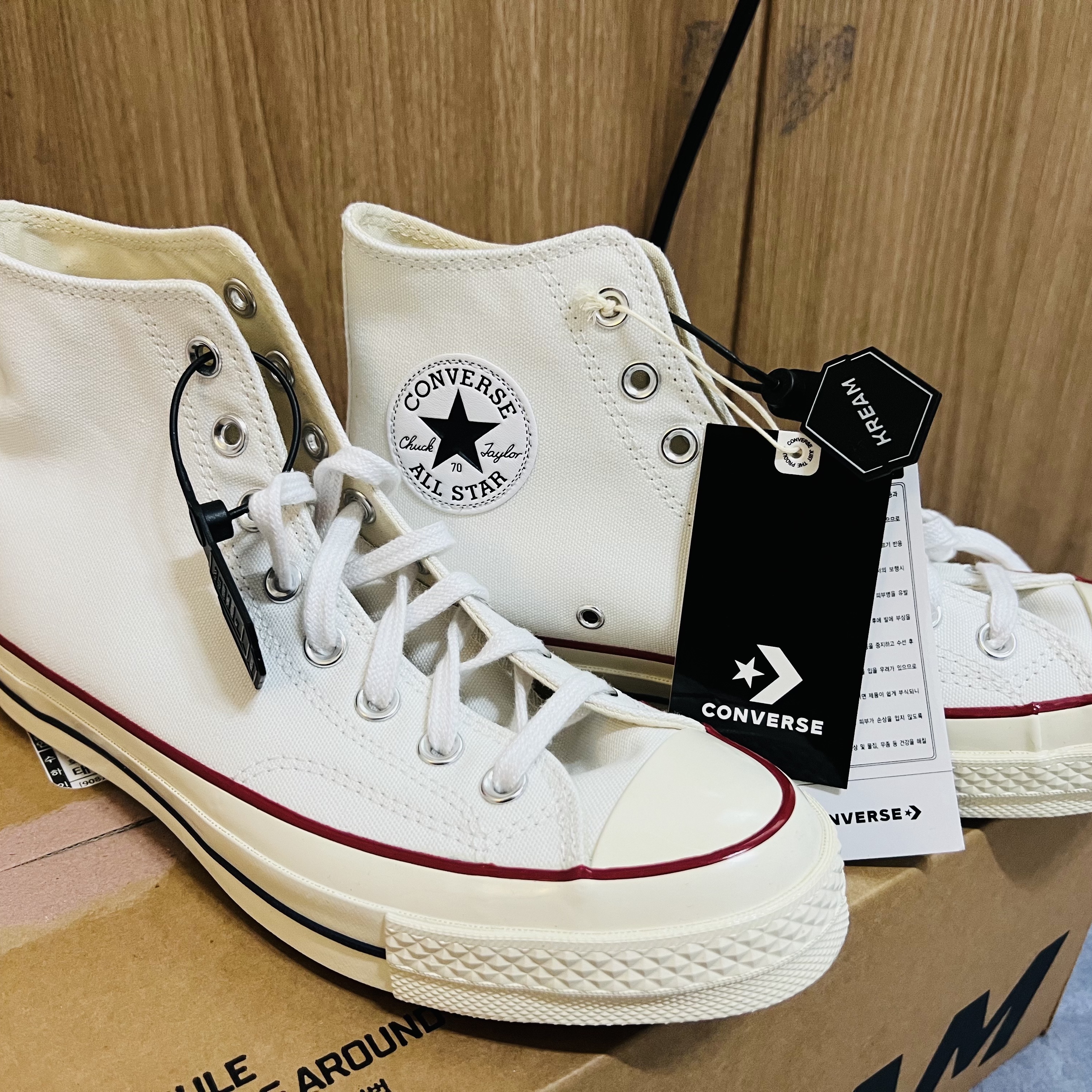 Converse Chuck 70 High Vintage Canvas White 착용 스타일 - 2
