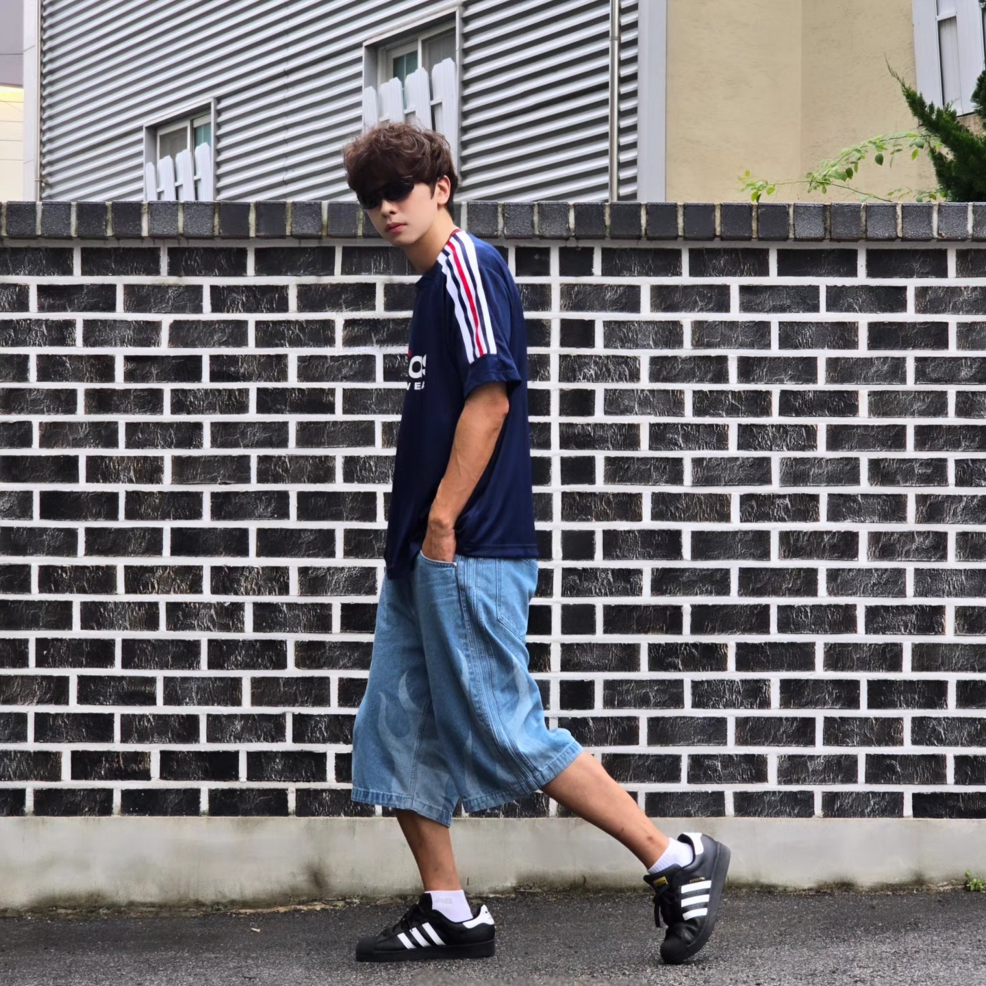 Adidas House of Tiro Nations Pack T-Shirt Team Navy Blue 2 - KR Sizing, Adidas Flames Denim Shorts Blue - KR Sizing 착용 스타일 - 5