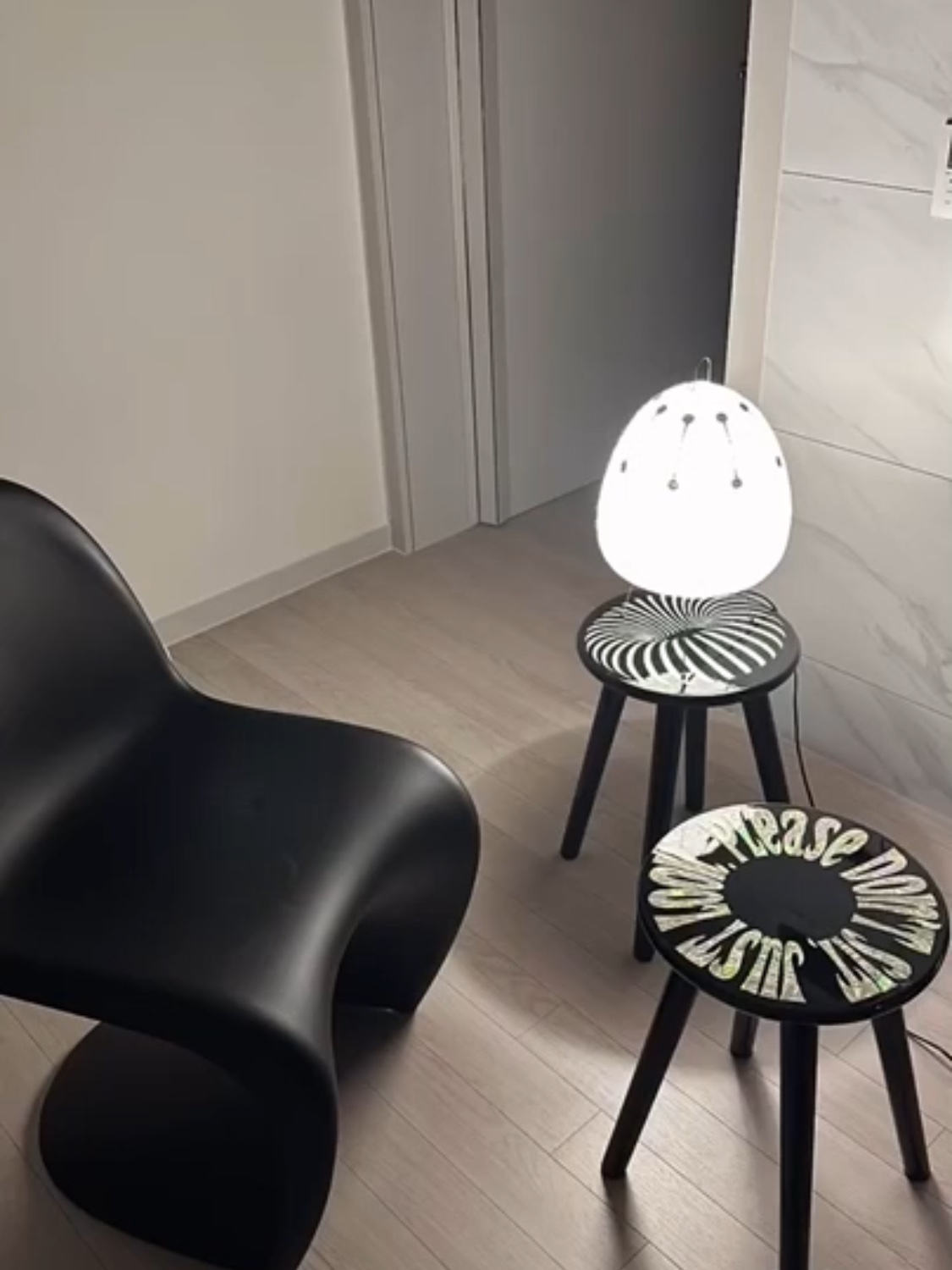 Say Touche Jagae Stool Black, Say Touche Jagae Stool Ver.2 착용 스타일