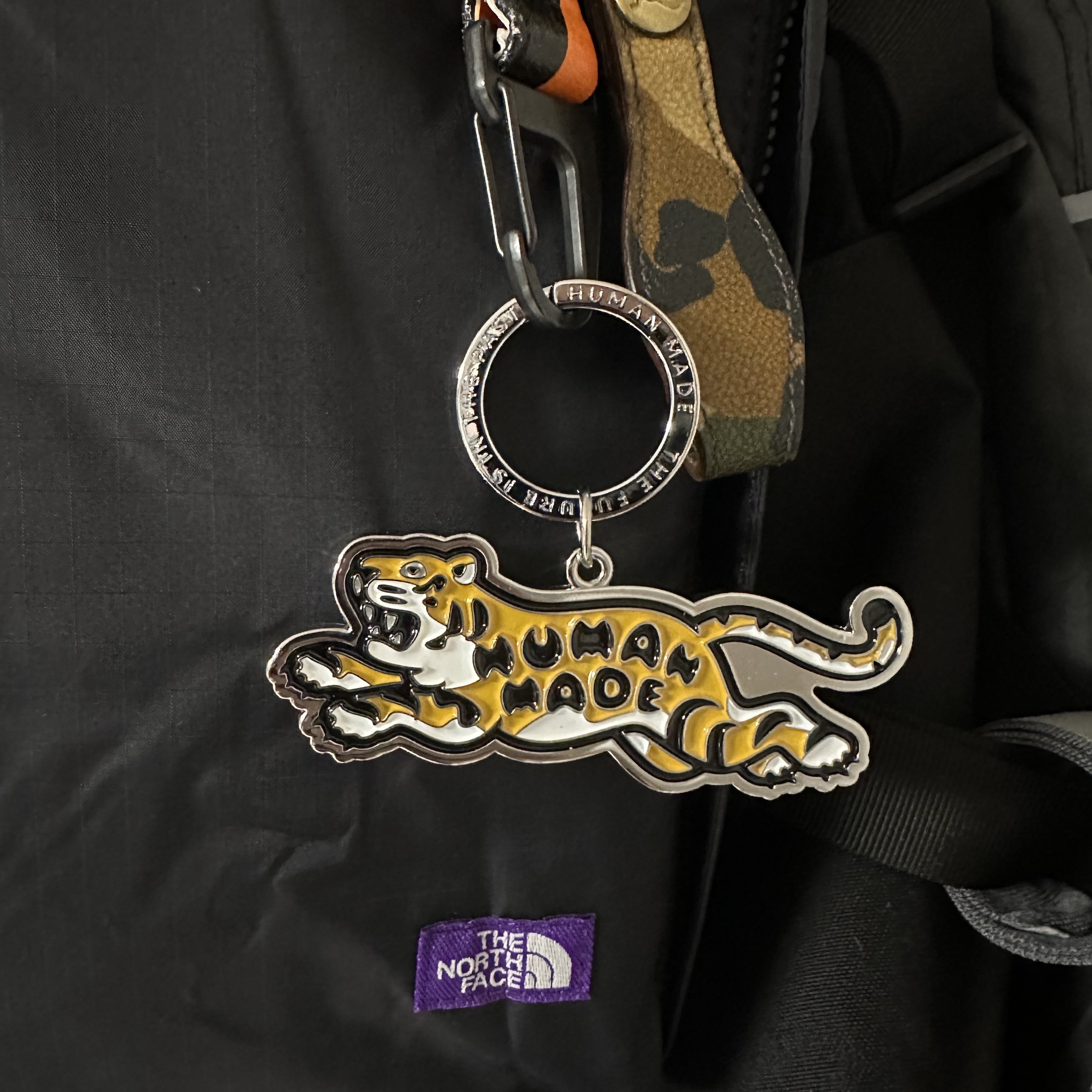 Human Made Animal Keychain #2 Silver 착용 스타일