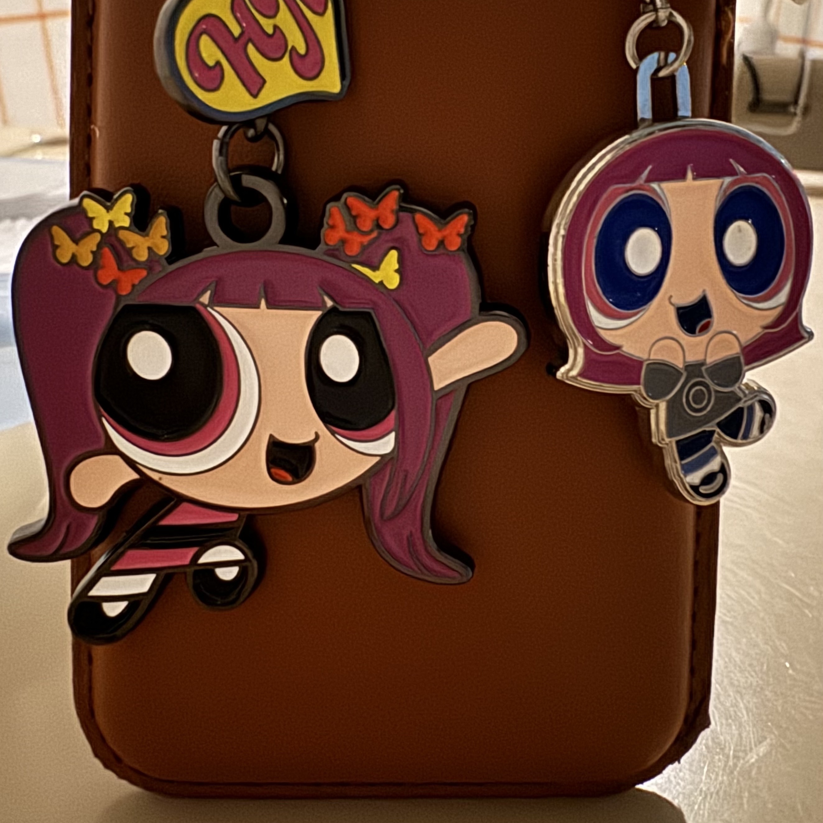 NewJeans x The Powerpuff Girls Metal Keyring Hanni, NewJeans x The Power Puff Girls Metal Keyring Hanni 착용 스타일
