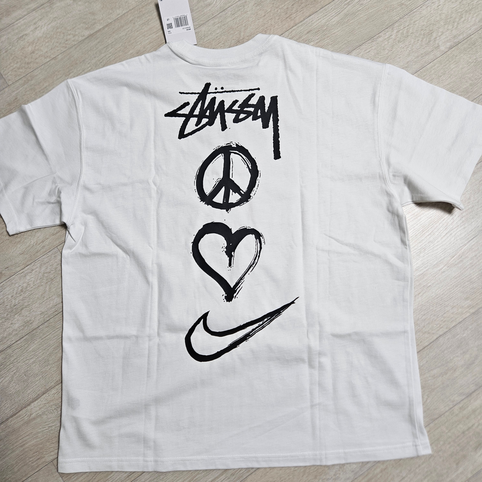 Nike x Stussy NRG RA T-Shirt Summit White (DM4943-121) 착용 스타일 - 2