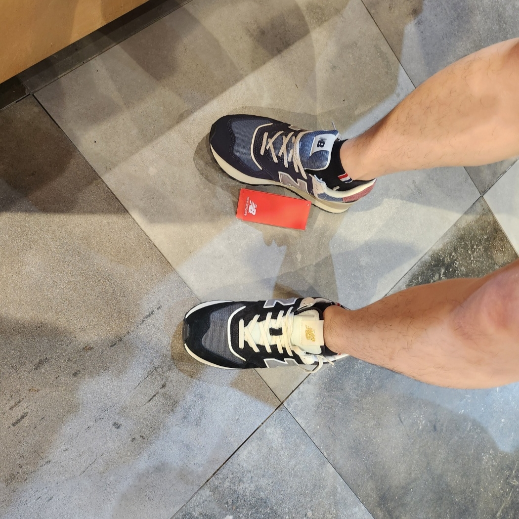 New Balance 574 Legacy Grey Navy, New Balance 574 Legacy Black 착용 스타일