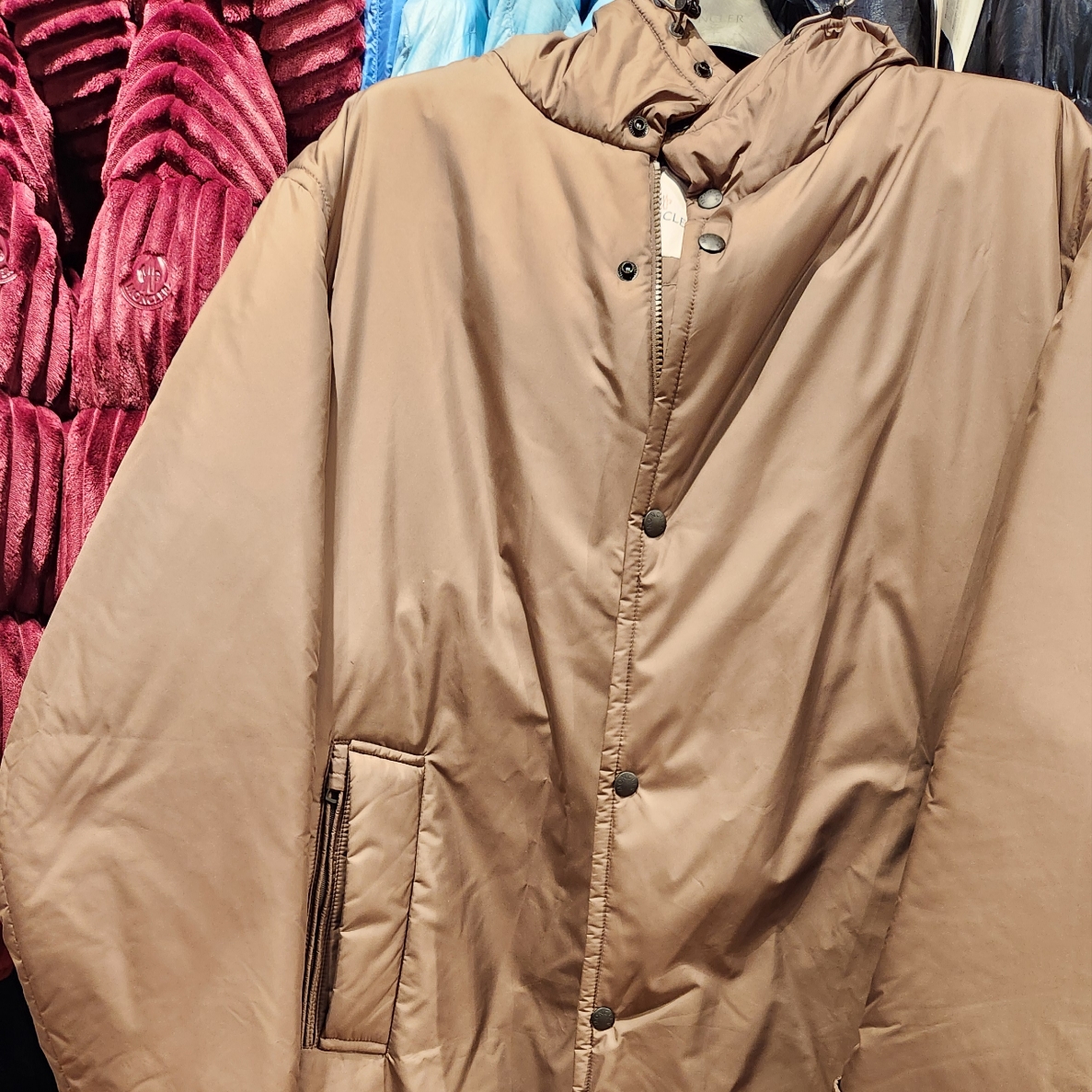 Moncler Baronnies Down Coat Brown - 22FW 착용 스타일 - 1