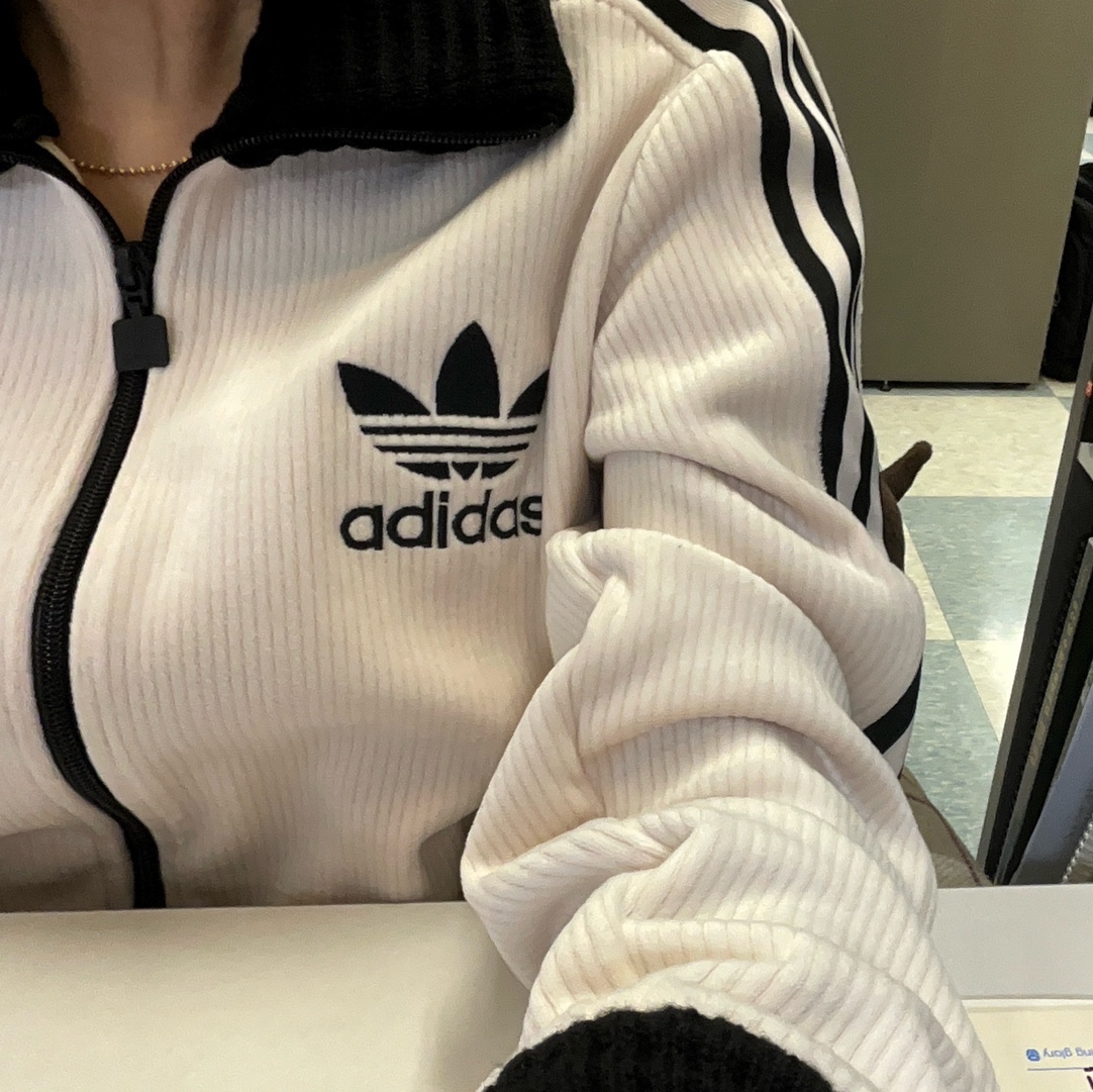 (W) Adidas Originals Premium Beckenbauer Luxe Track Jacket Wonder White - KR Sizing 착용 스타일 - 2
