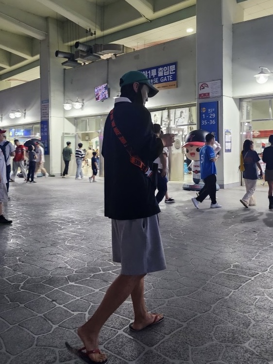 Nike Club Unstructured Futura Washed Cap Malachite, Nike Solo Swoosh Rugby Top Black - Asia 착용 스타일 - 1