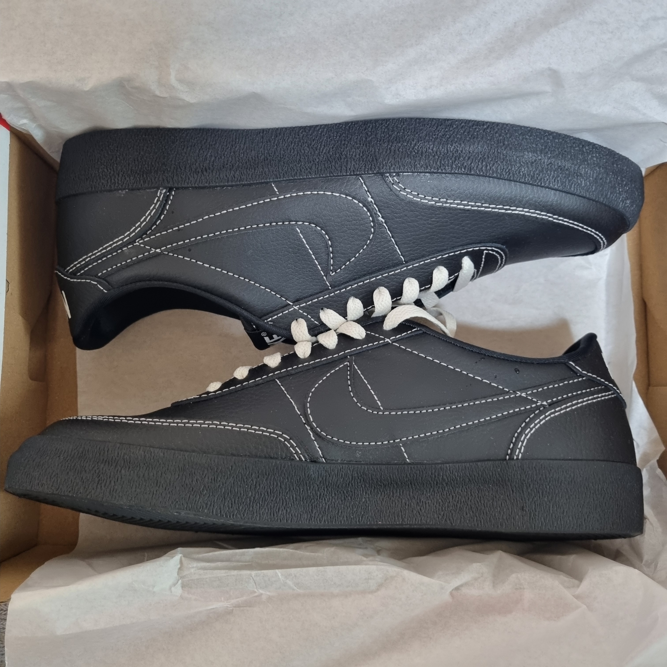 Nike Killshot 2 Black Phantom 착용 스타일