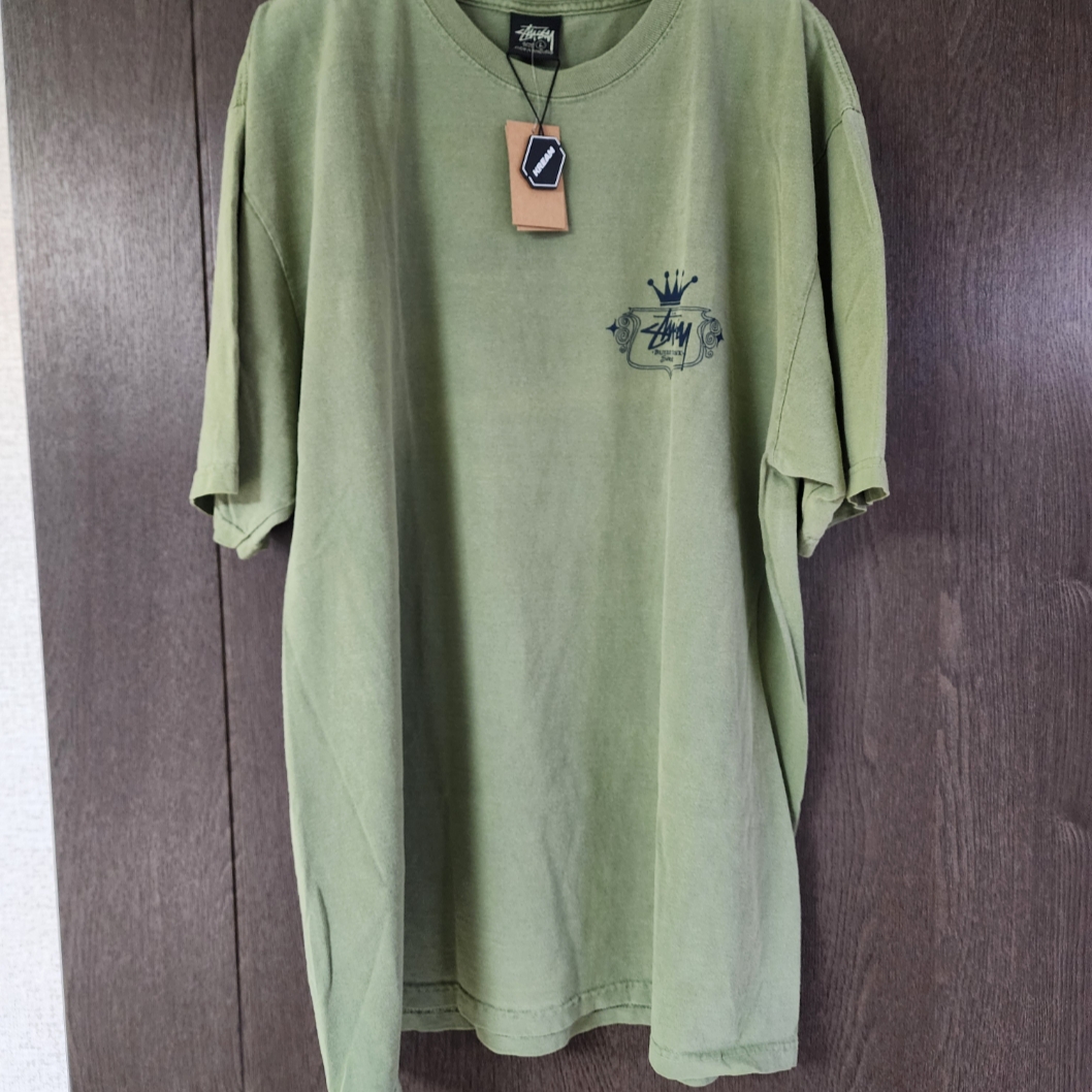 Stussy Built To Last Pigment Dyed T-Shirt Olive 착용 스타일 - 2