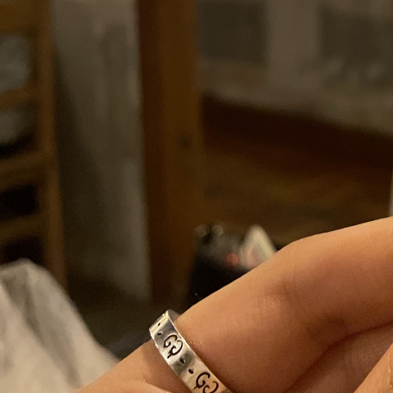 Gucci Ghost Ring Silver 6mm 착용 스타일