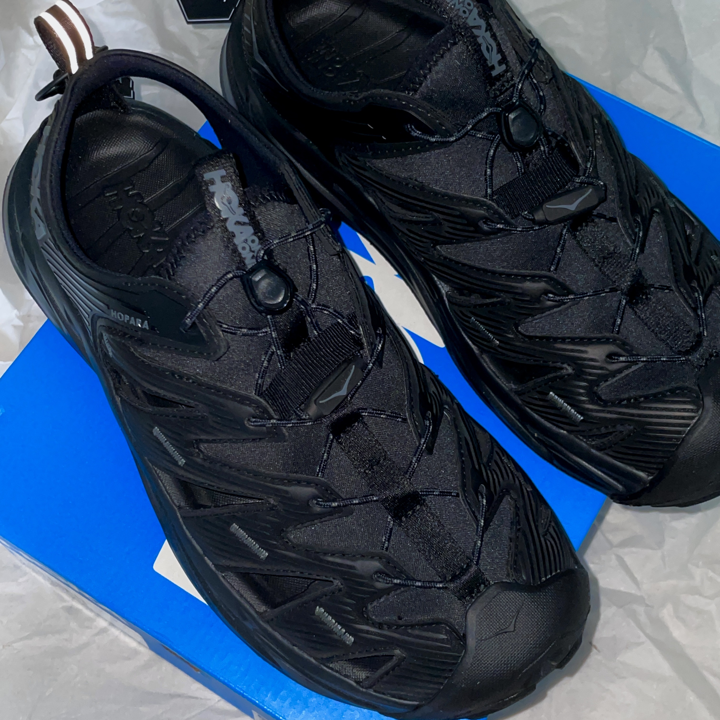 Hoka Hopara Black 착용 스타일