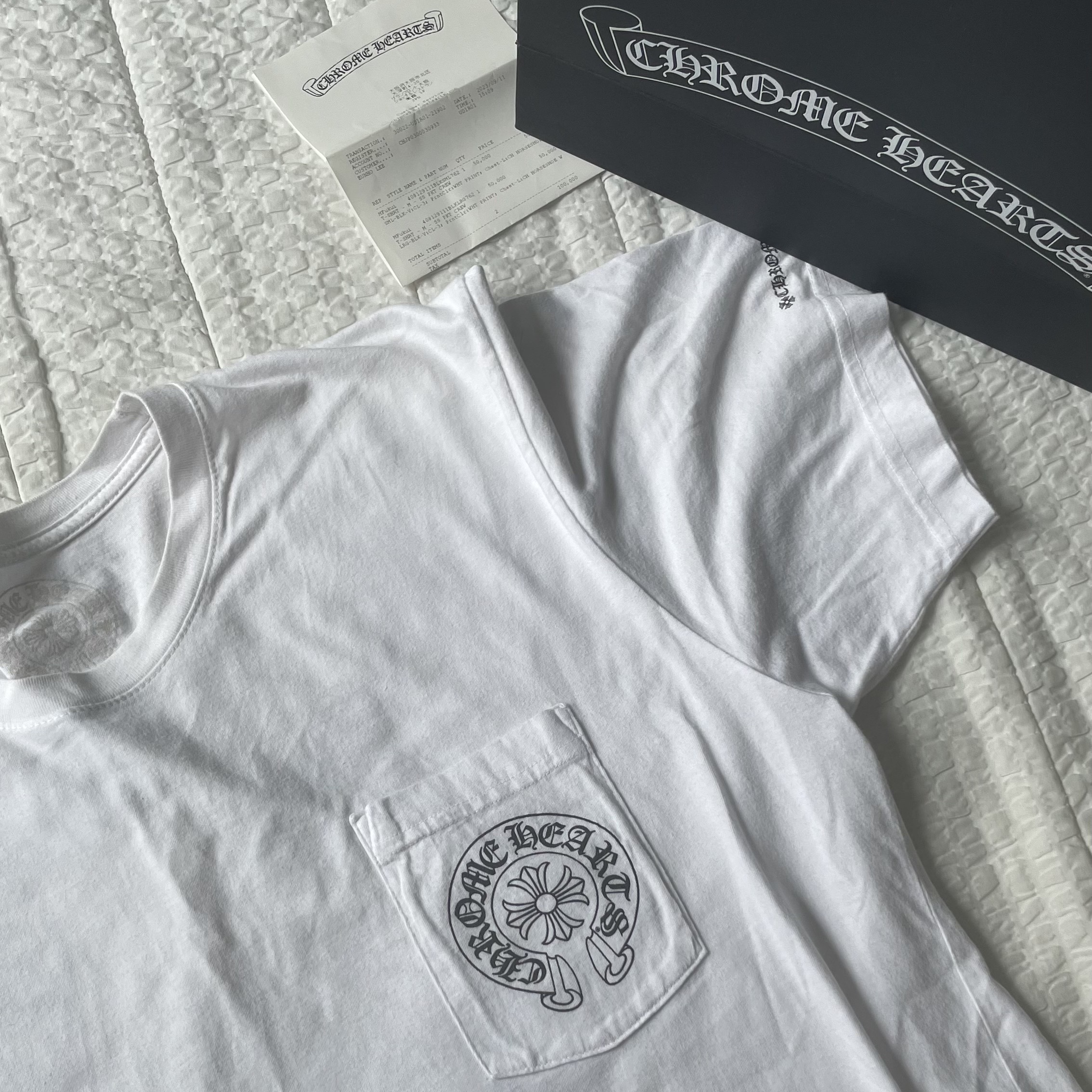 Chrome Hearts Horseshoe Logo Pocket T-Shirt White 착용 스타일 - 1