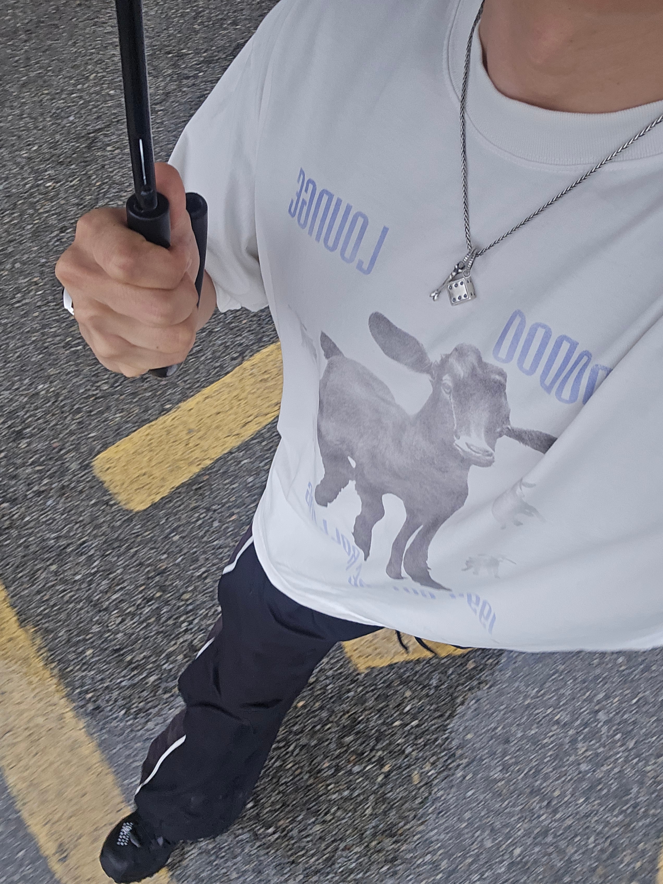 Salomon x MM6 Maison Margiela XT-4 Mule Black, Polyteru 1011 Nylon Track Pants Sport Black 착용 스타일