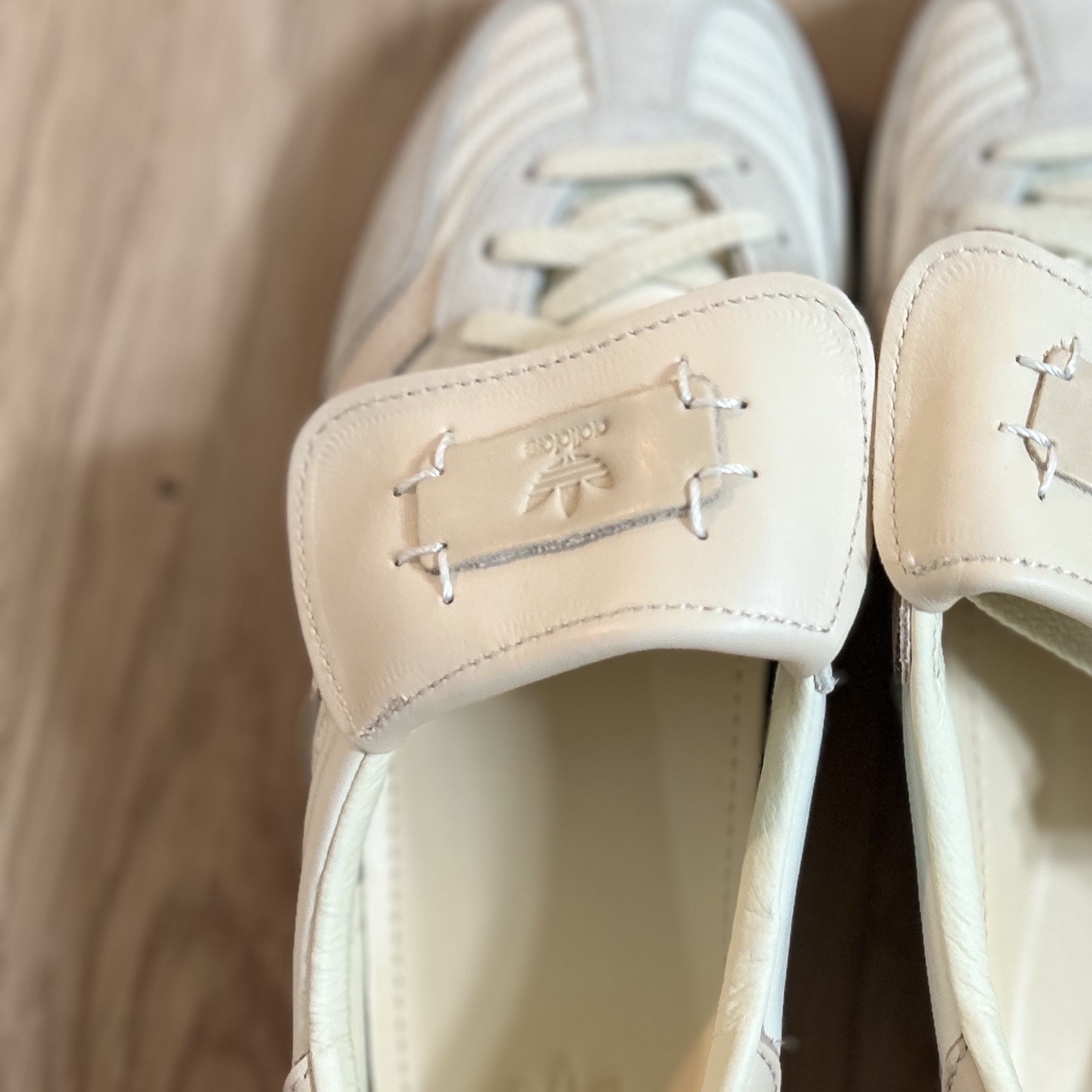Adidas x Foot Industry Gazelle Indoor Off White Sand Strata 착용 스타일