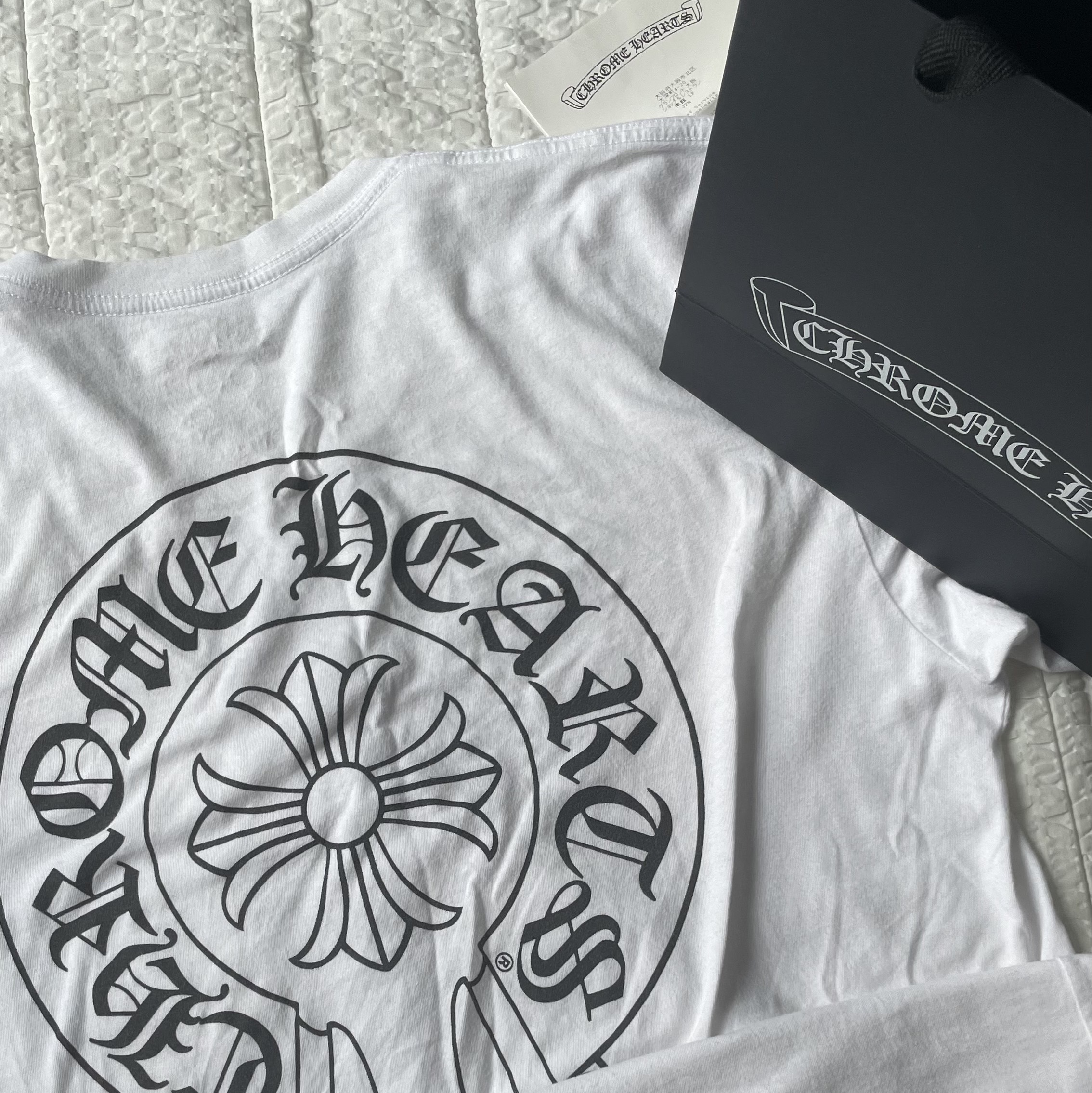 Chrome Hearts Horseshoe Logo Pocket T-Shirt White 착용 스타일 - 2