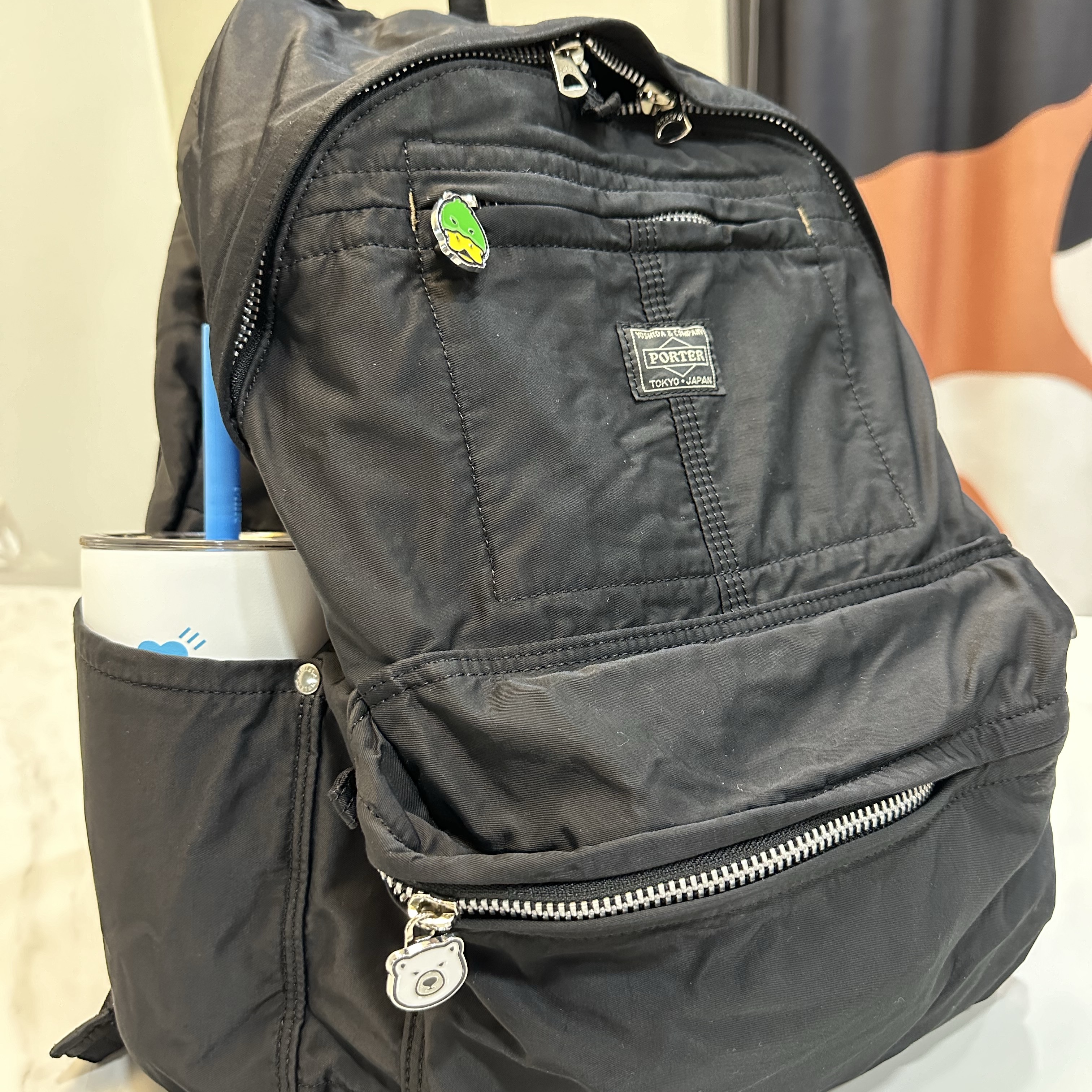 Porter Mile Daypack Black, Human Made x Blue Bottle Coffee Commuter Cup White 착용 스타일