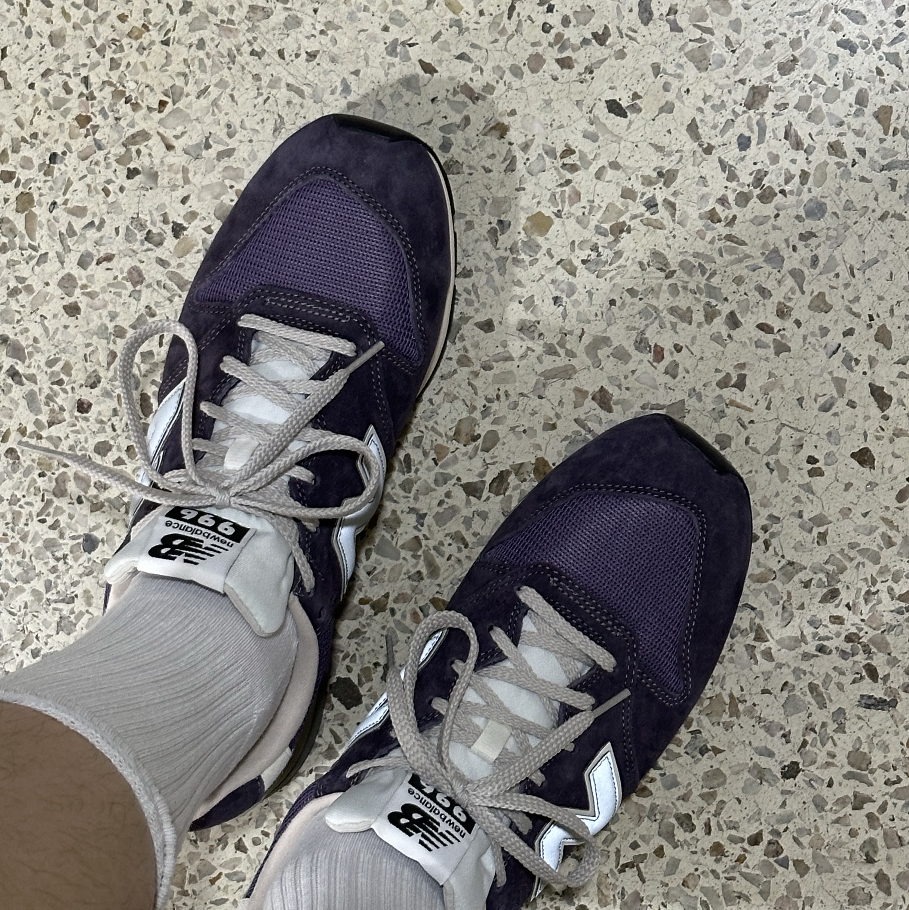 New Balance 996 Purple 착용 스타일