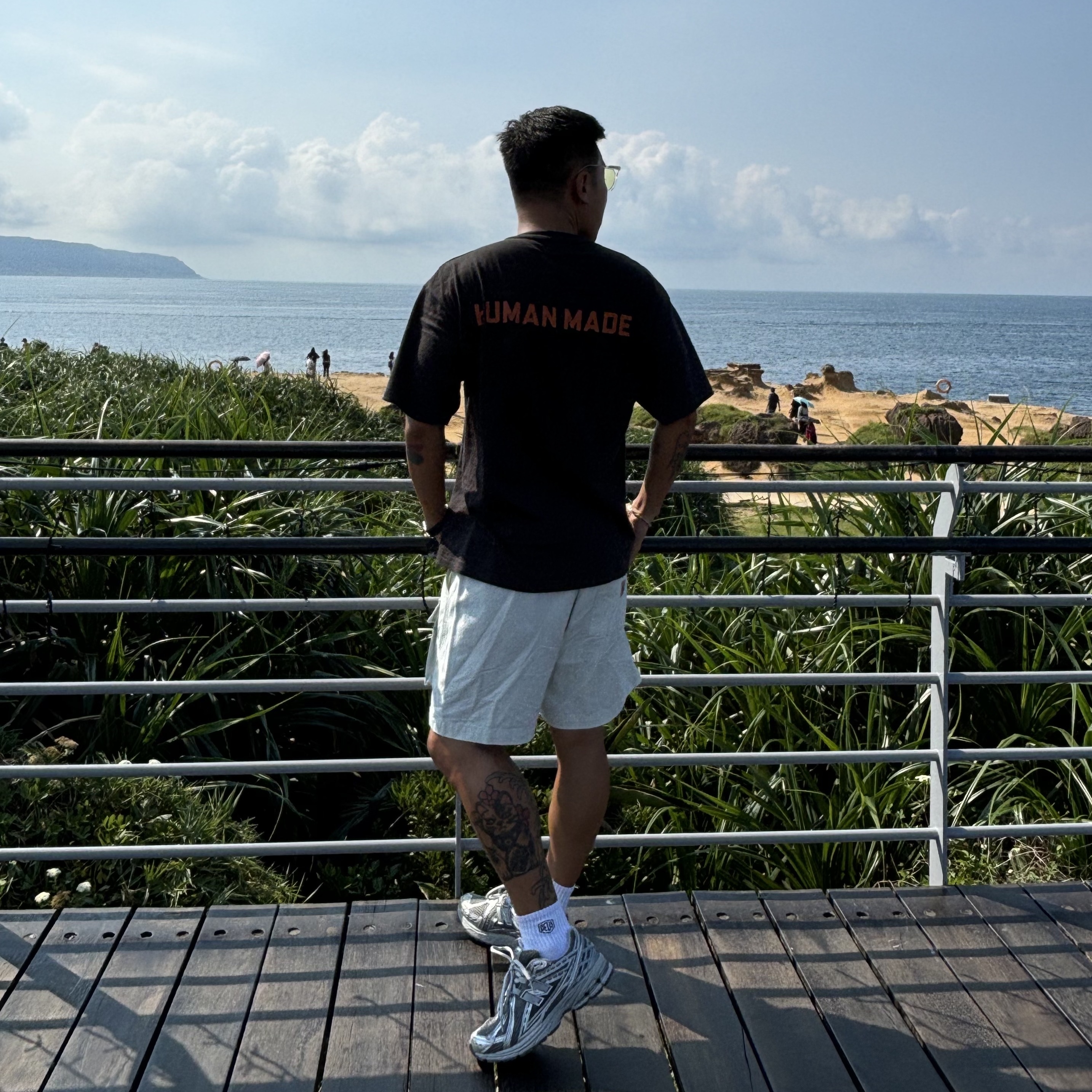 New Balance 1906R Harbor Grey Silver Metalic, Human Made Graphic T-Shirt #10 Black 착용 스타일 - 1