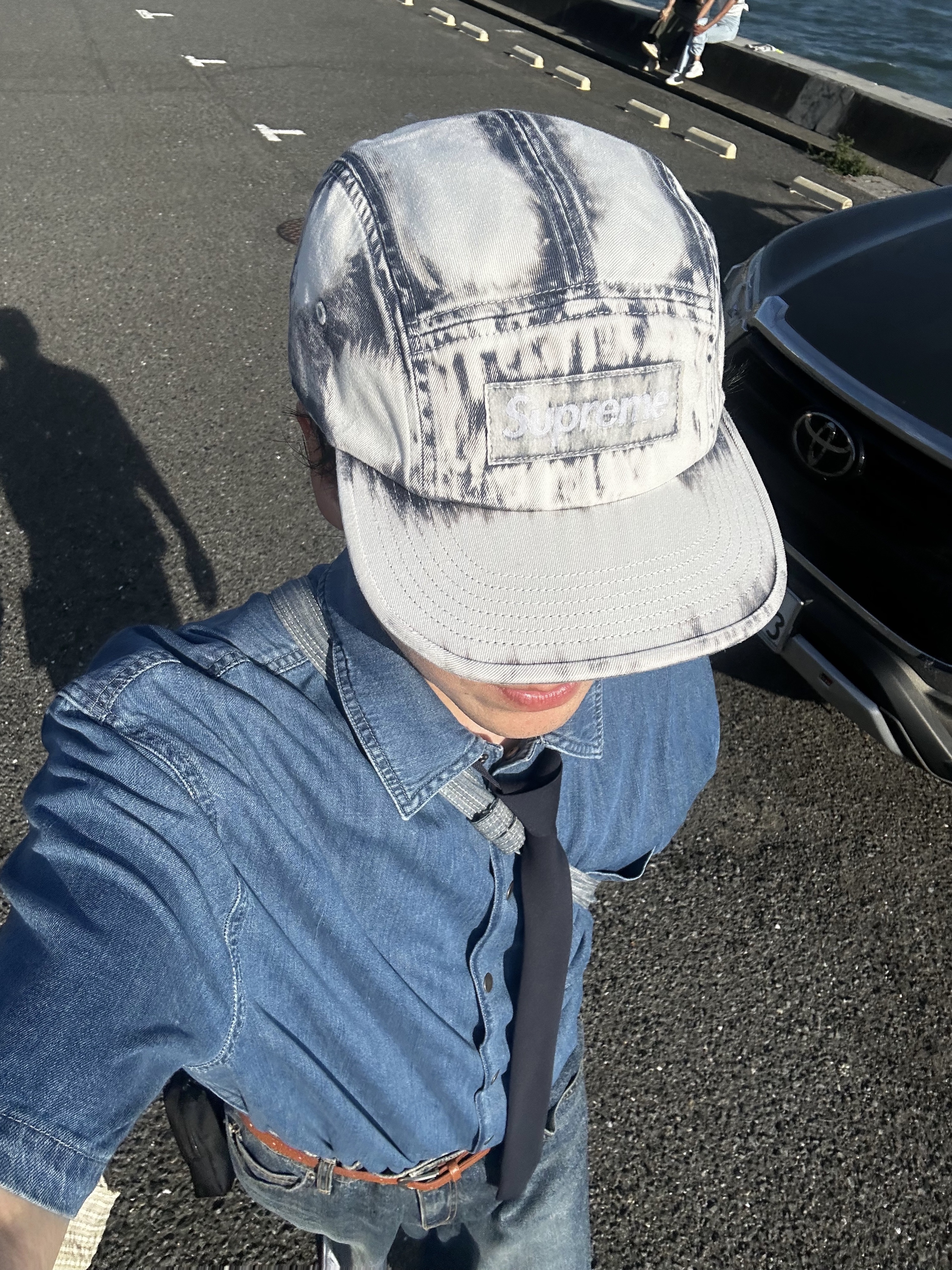 Supreme Bleached Chino Camp Cap Navy - 24SS 착용 스타일