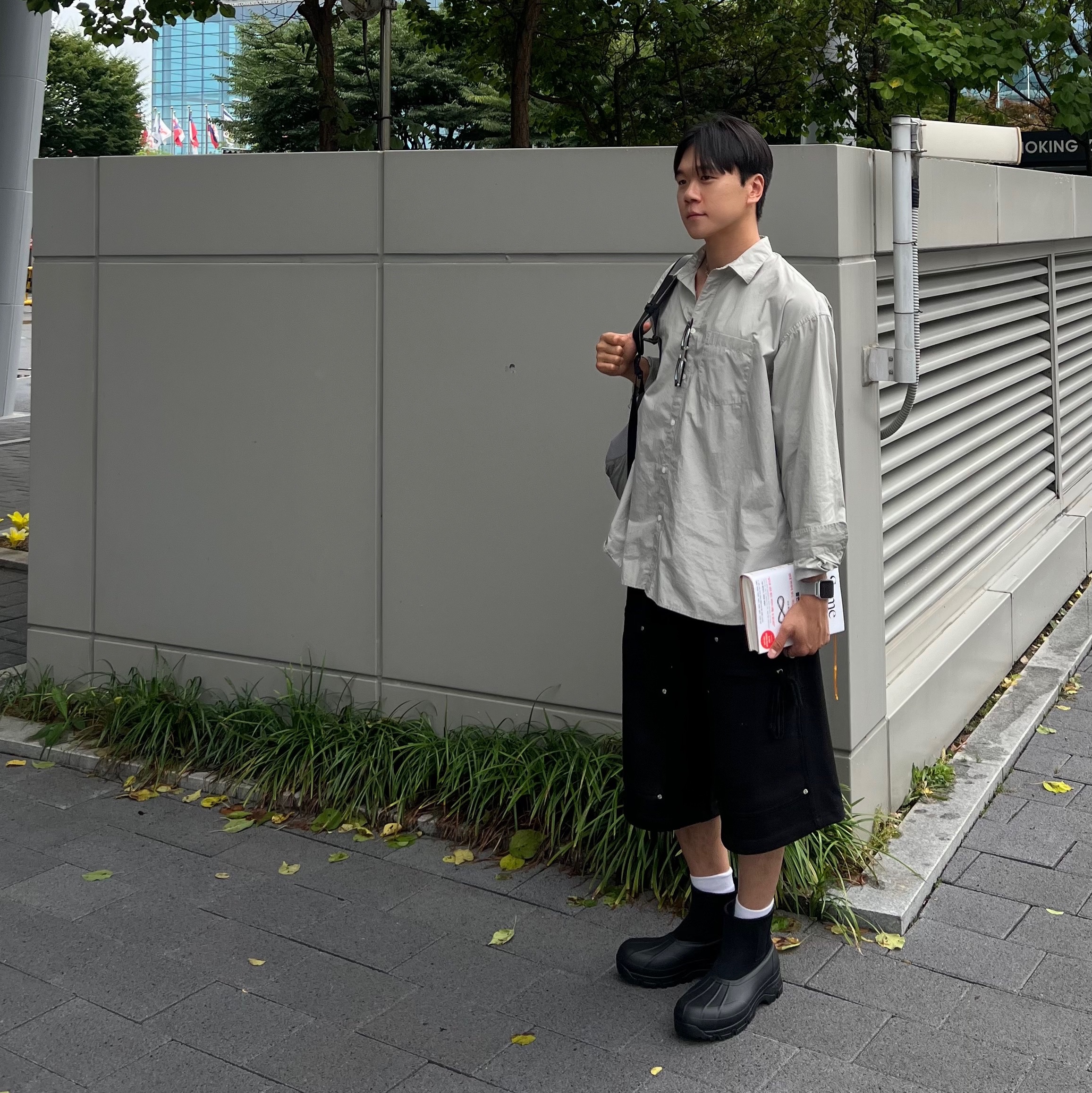 LOSTGARDEN x Tretorn Ahus Hybrid Black 착용 스타일