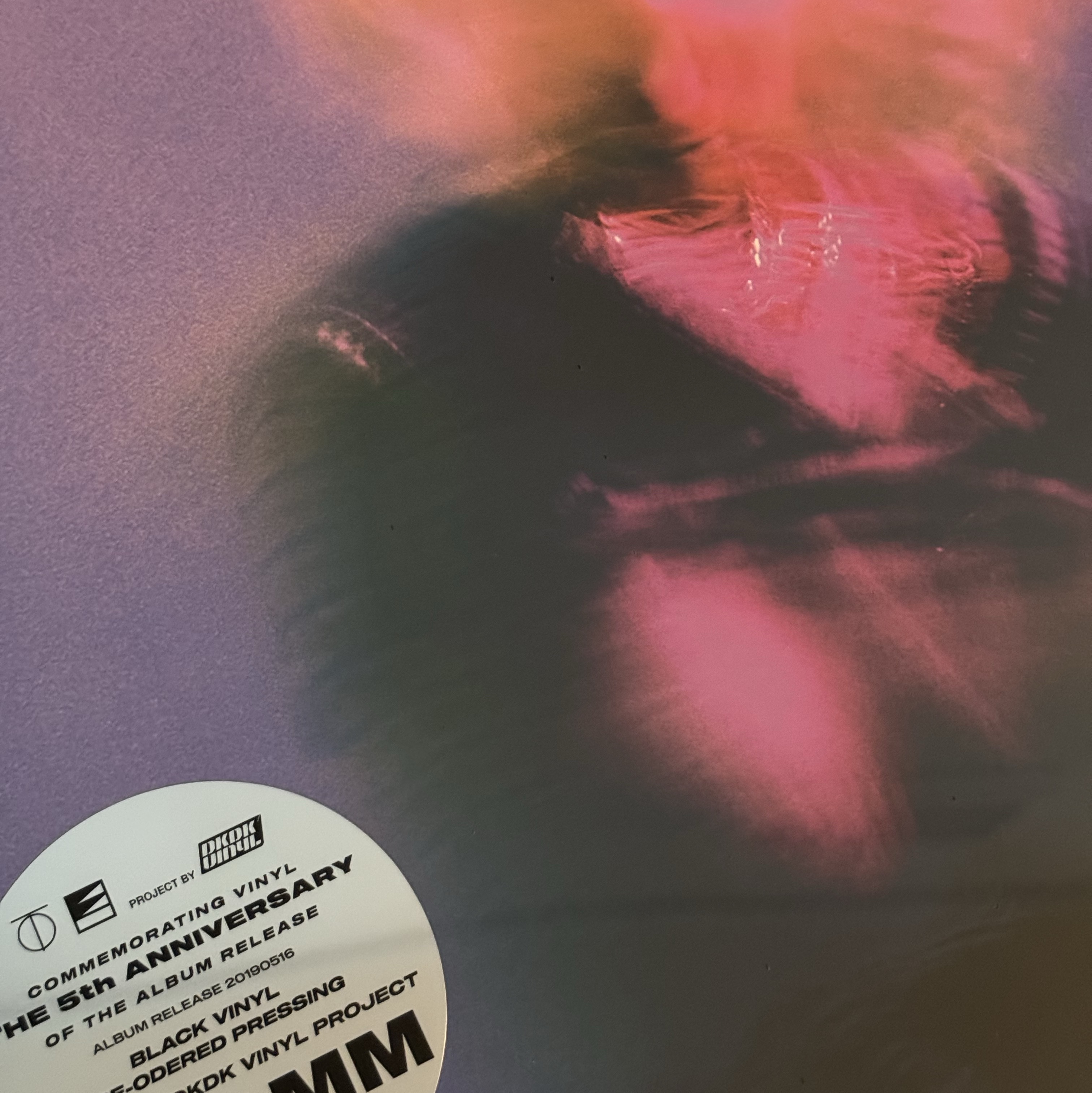 C JAMM 1st Mini Album Keung LP Black 착용 스타일