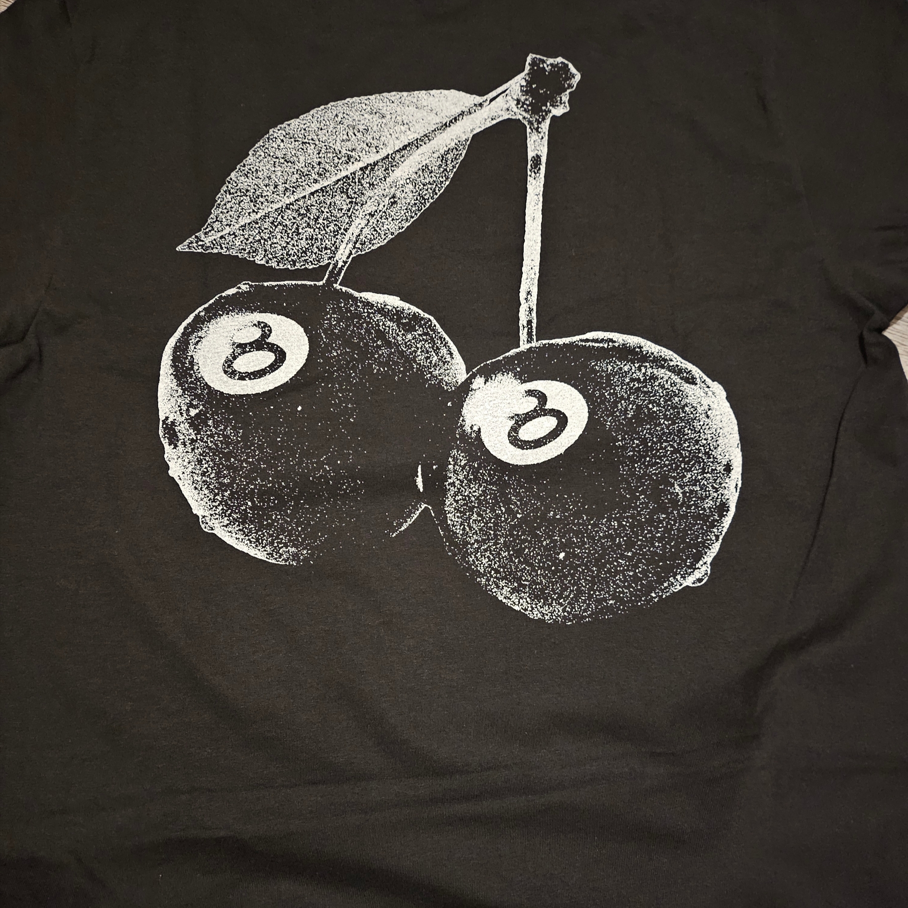 Stussy Cherries T-Shirt Black, Stussy 8 Ball Pigment Dyed T-Shirt Natural 착용 스타일