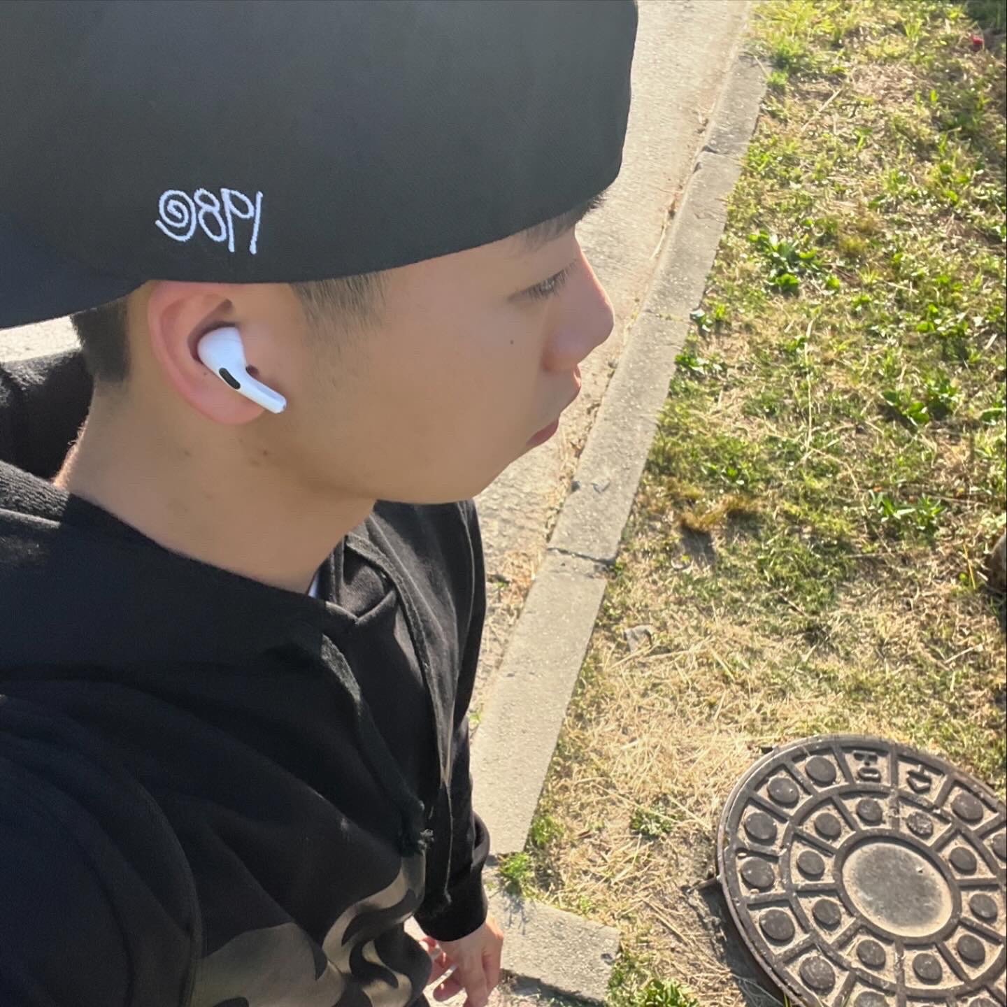 Stussy Curly S 59Fifty New Era Cap Black 착용 스타일 - 1