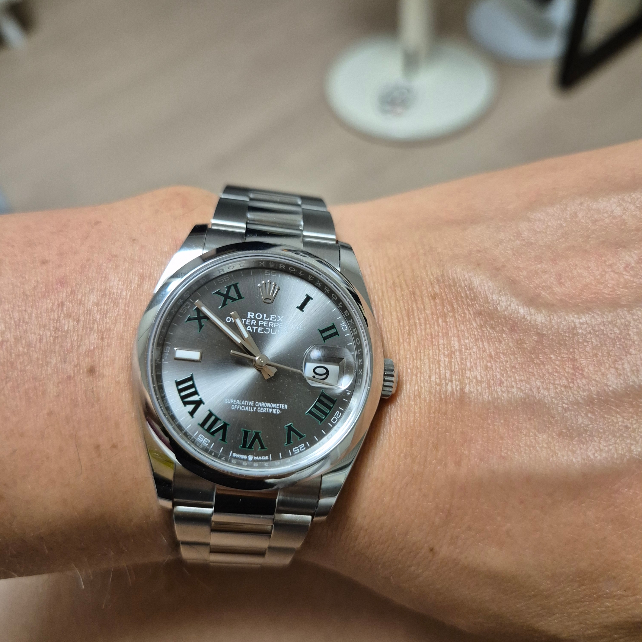 Rolex Datejust 36mm 126200 Slate Roman Oyster 착용 스타일 - 1