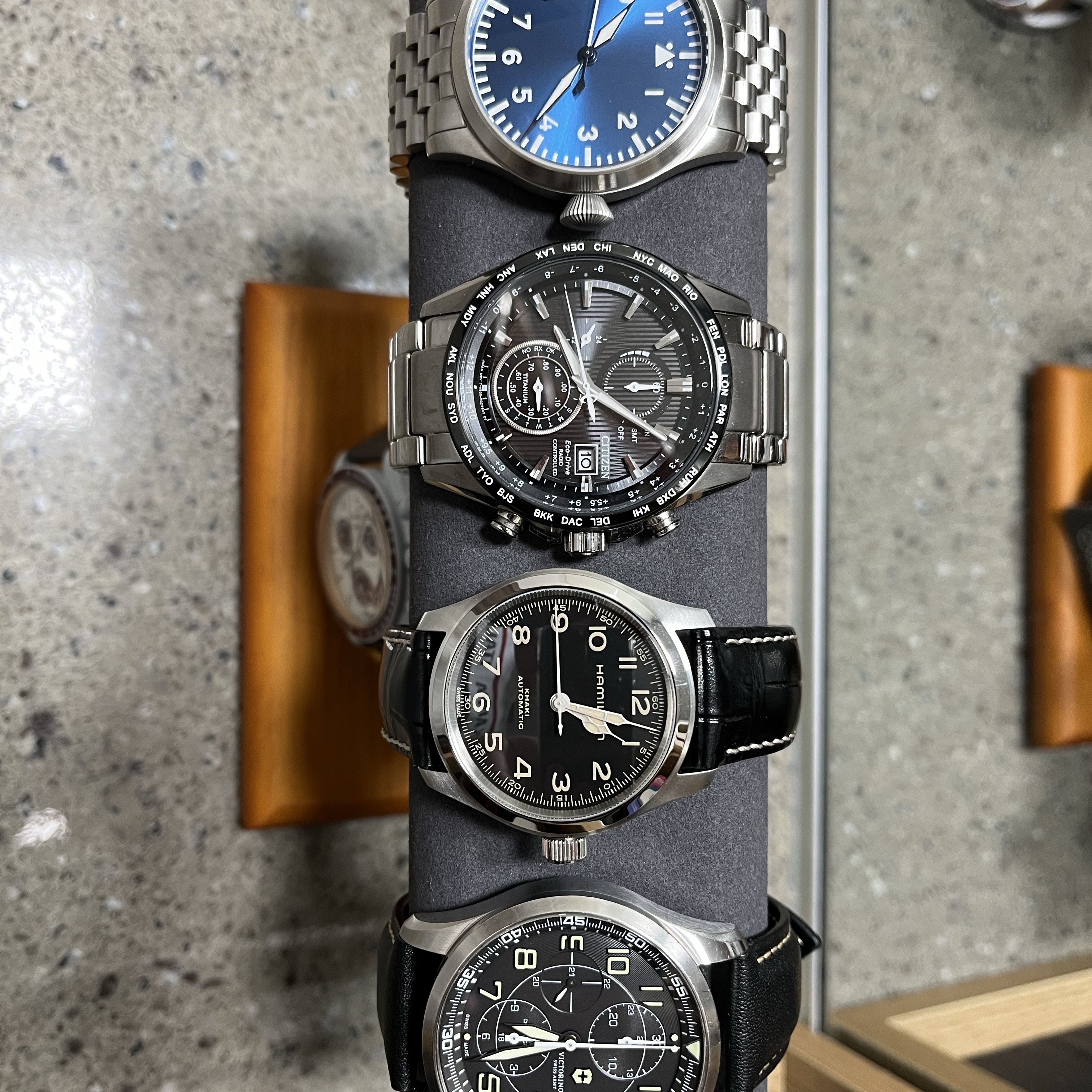 Hamilton Khaki Field Murph 38mm Automatic Stainless Steel Leather Black 착용 스타일