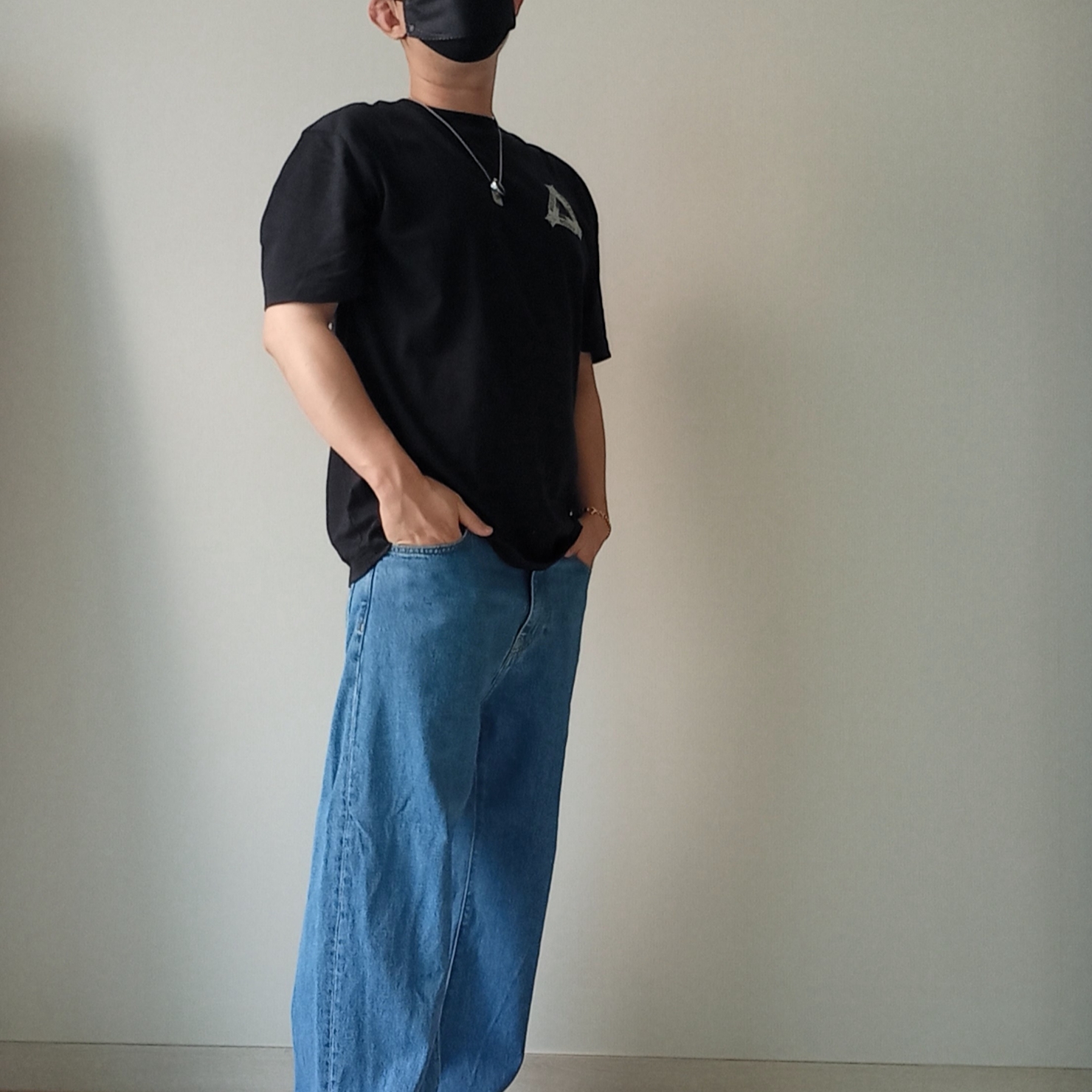 Palace Tri-OG T-Shirt Black - 24SS, Supreme Seersucker S Logo 6-Panel Black - 24SS 착용 스타일 - 3