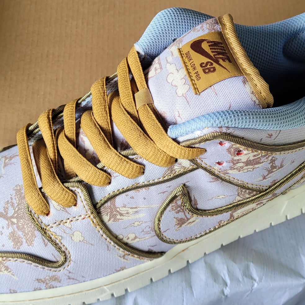 Nike SB Dunk Low Pro Premium Toile 착용 스타일