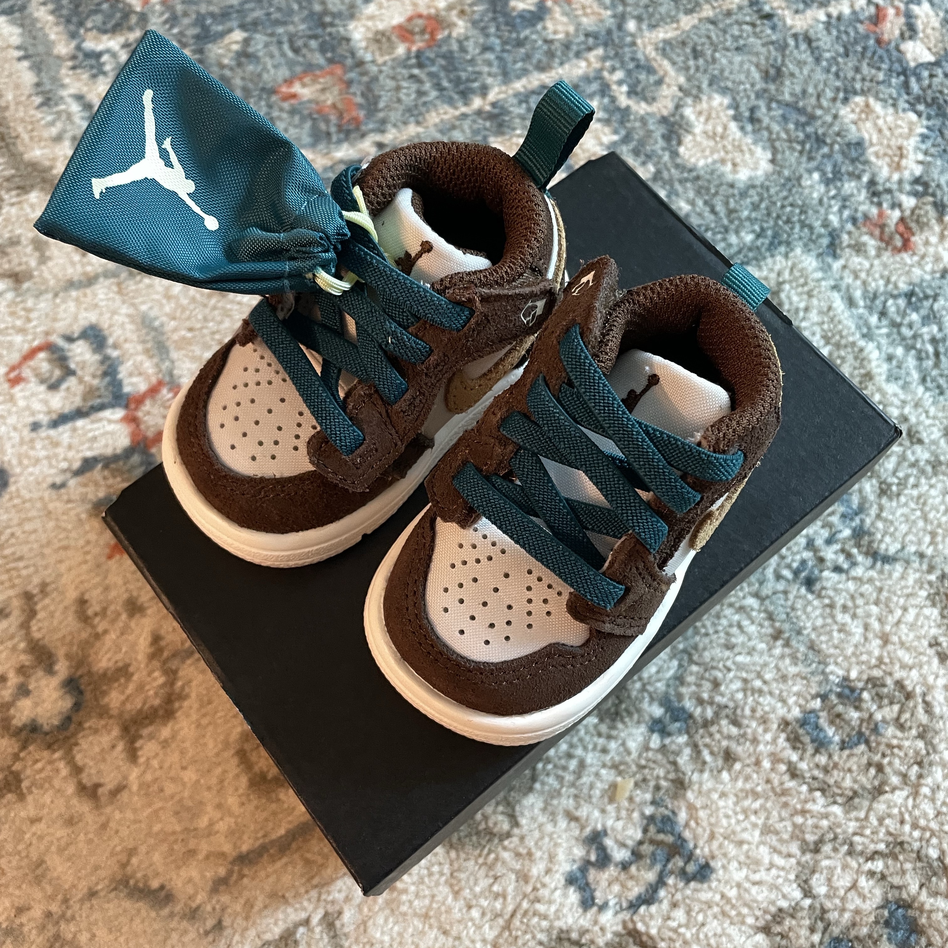 (TD) Jordan 1 Low Alt SE Cacao Wow Twine 착용 스타일 - 2