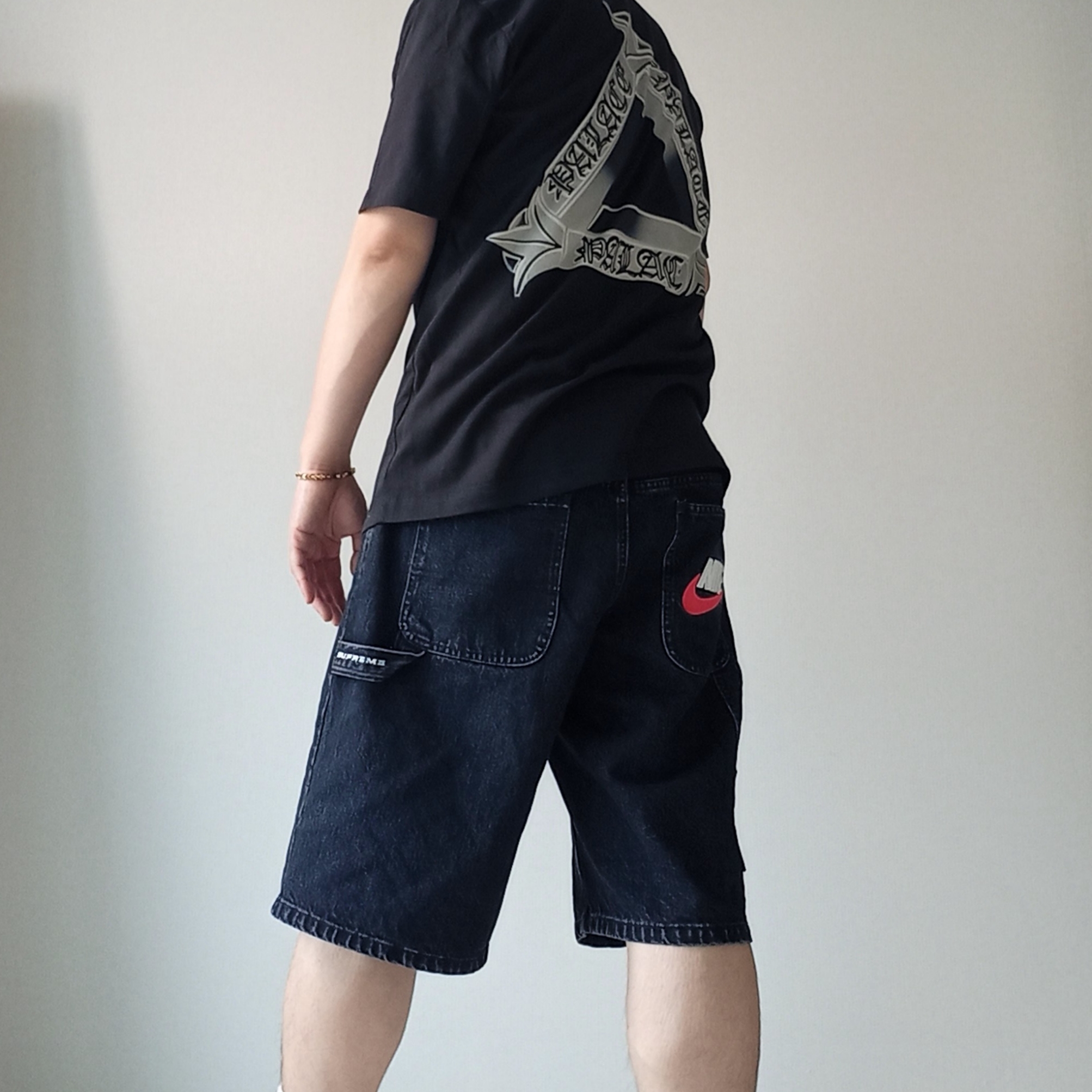 Palace Tri-OG T-Shirt Black - 24SS, Supreme x Nike Denim Short Black - 24SS 착용 스타일 - 1