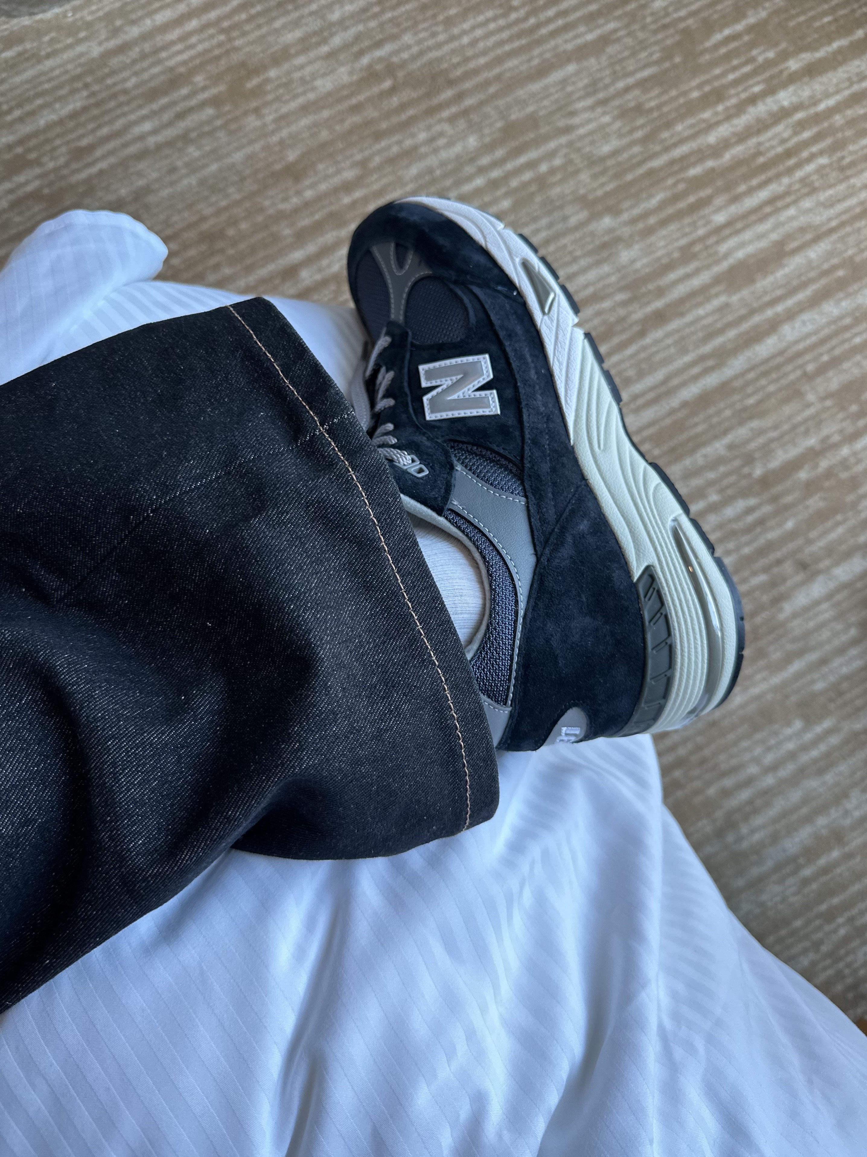 New Balance 991 Made in UK Navy 착용 스타일