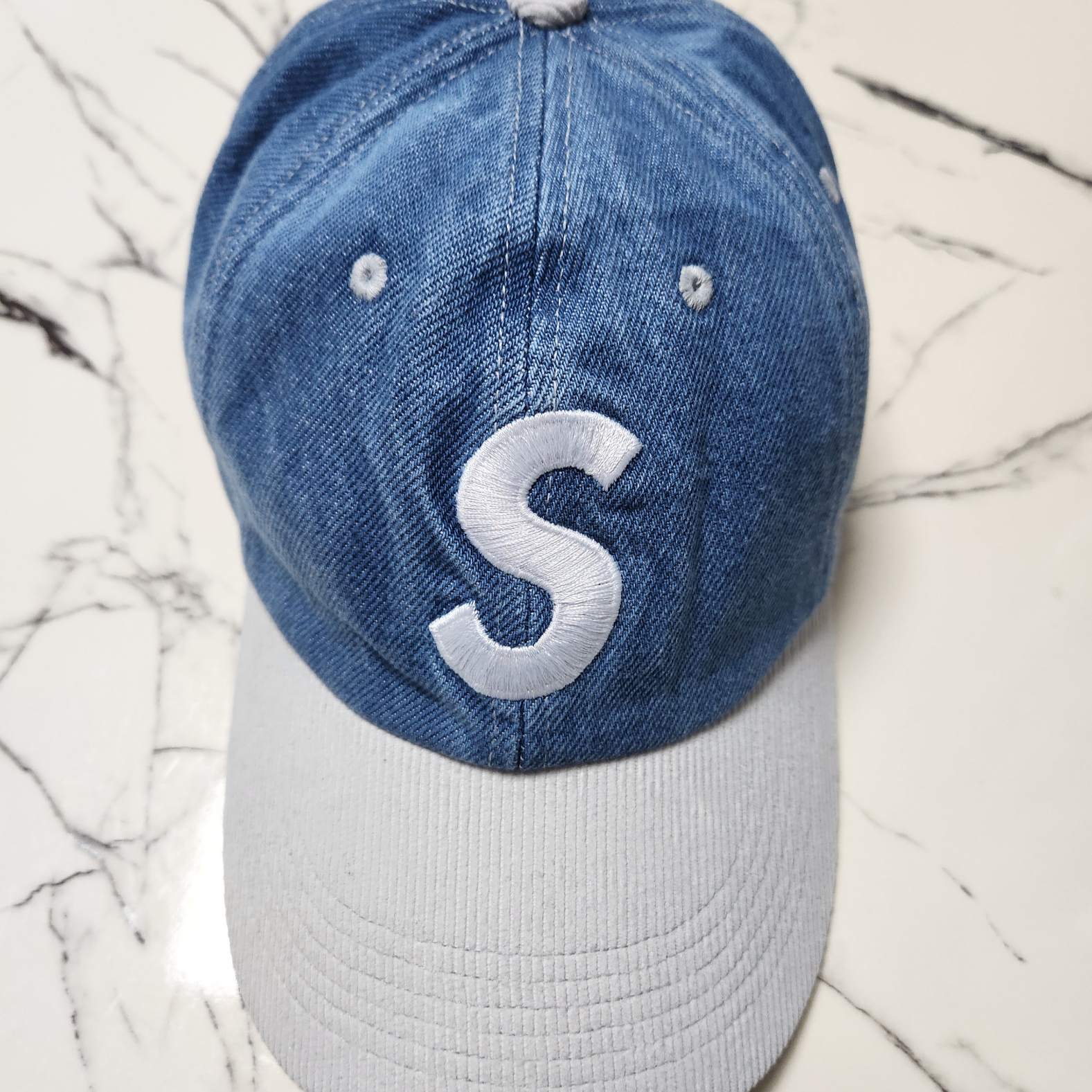 Supreme 2-Tone S Logo 6-Panel Washed Denim - 24SS 착용 스타일