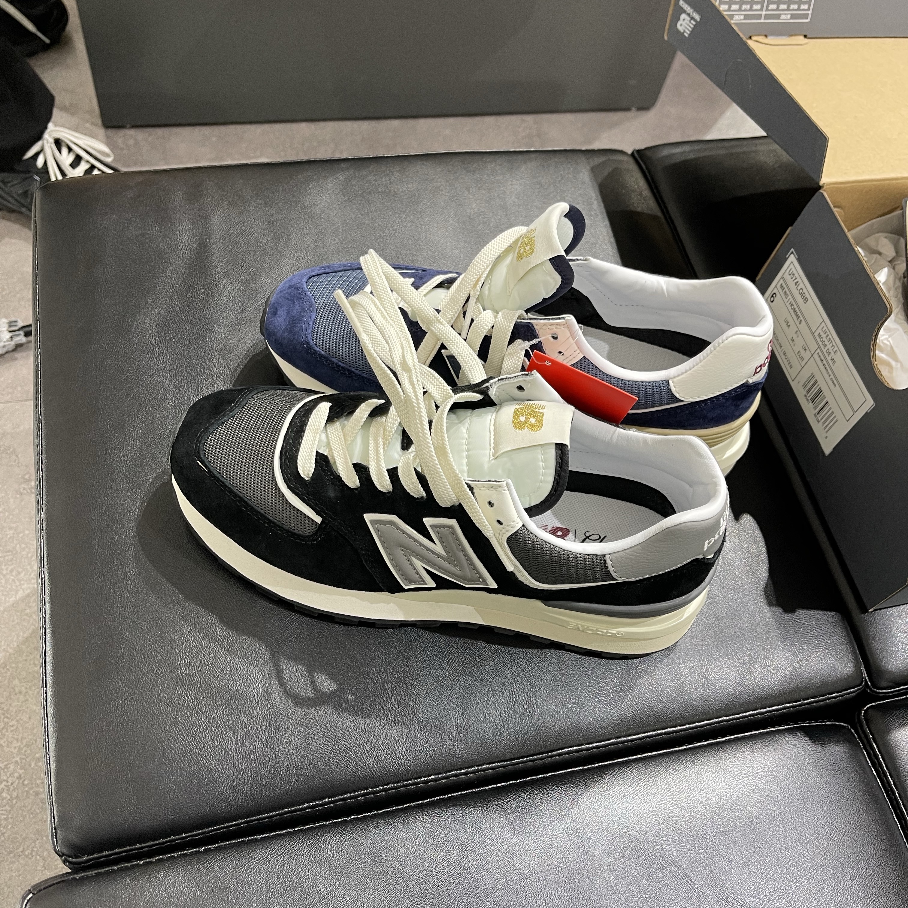 New Balance 574 Legacy Black, New Balance 574 Legacy Navy 착용 스타일