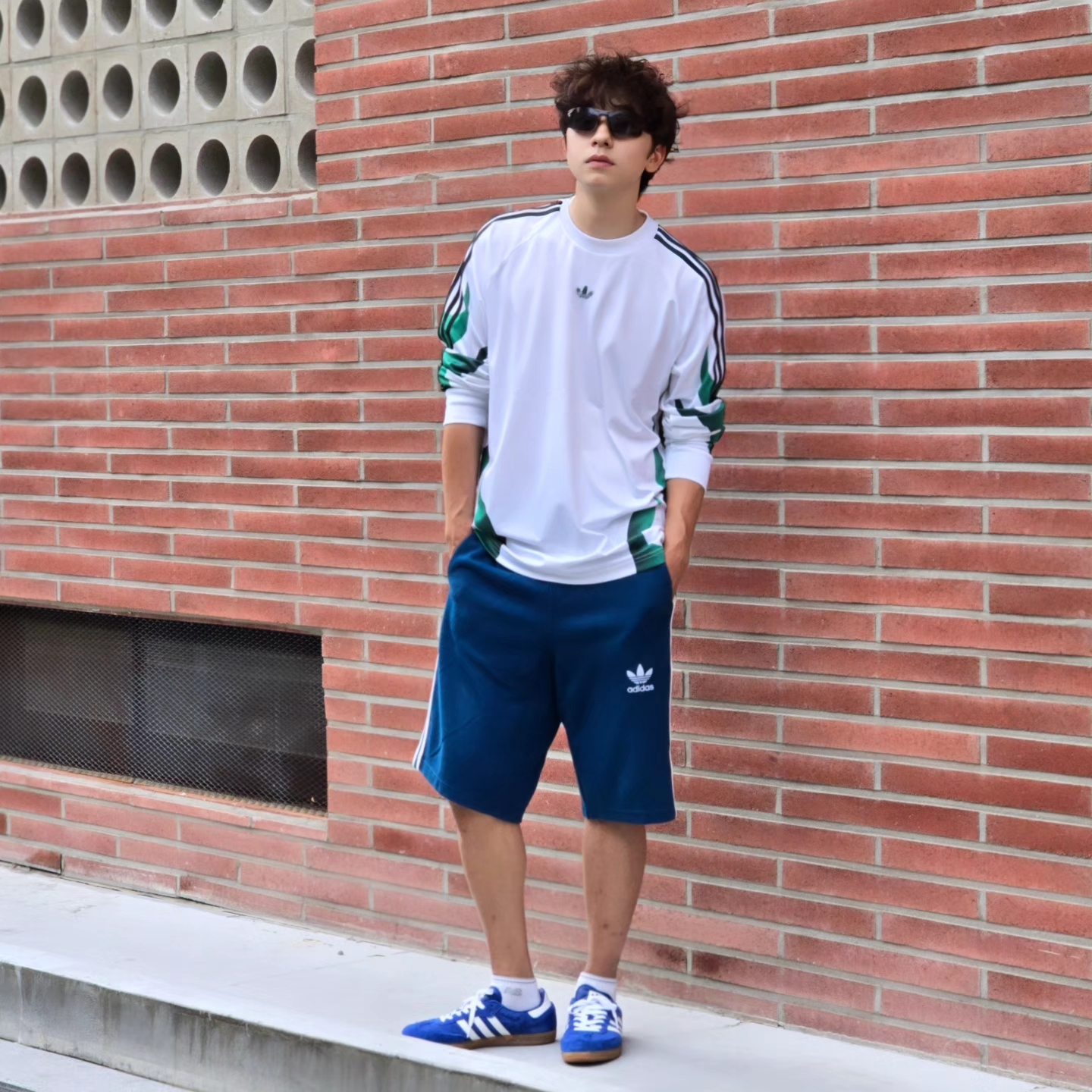 Adidas Samba OG Royal Blue 착용 스타일 - 5