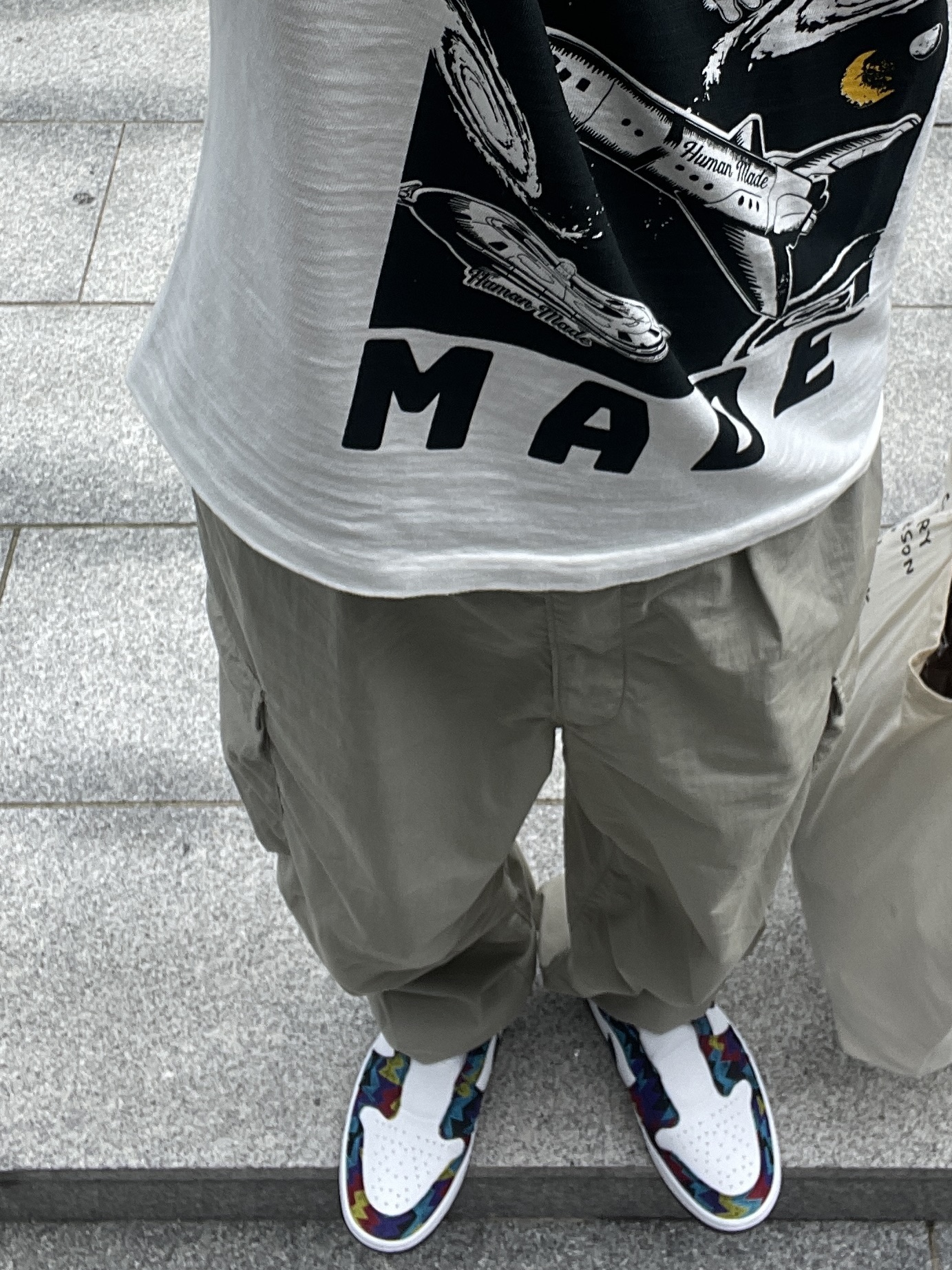 Human Made Graphic T-Shirt #14 White, Jordan Golf Mule White Obsidian 착용 스타일
