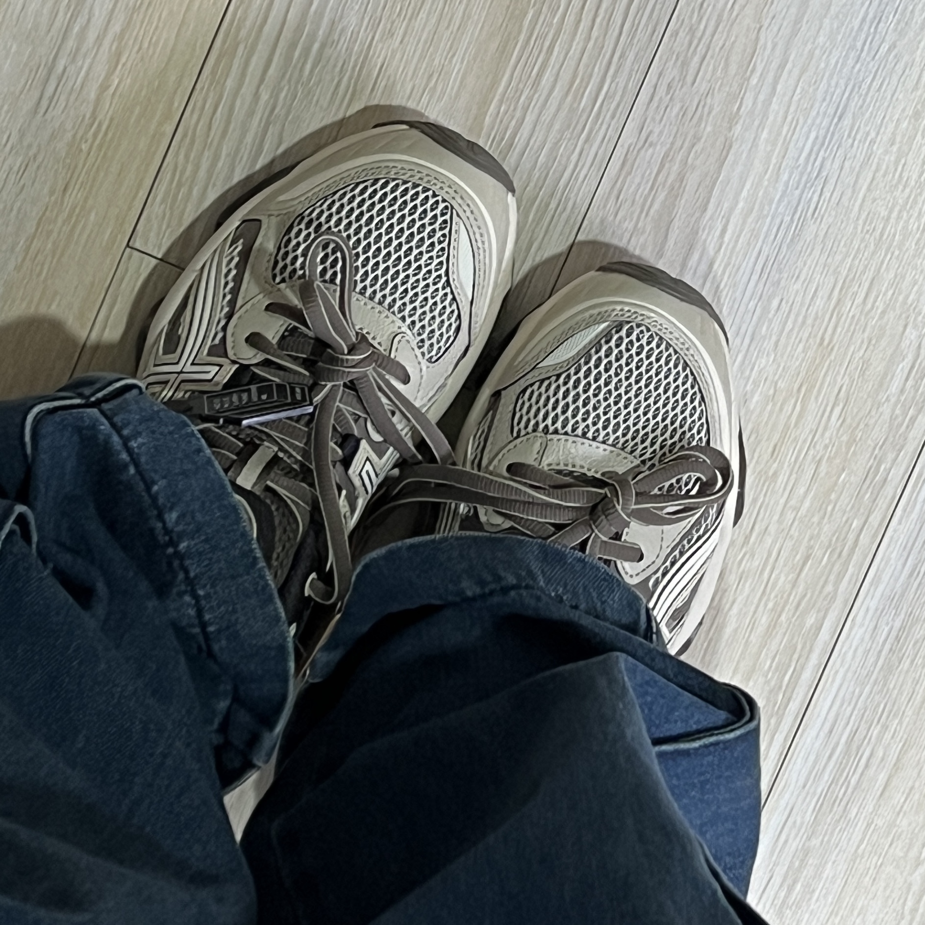 Asics Gel-Quantum Kinetic Birch Dark Taupe 착용 스타일 - 3
