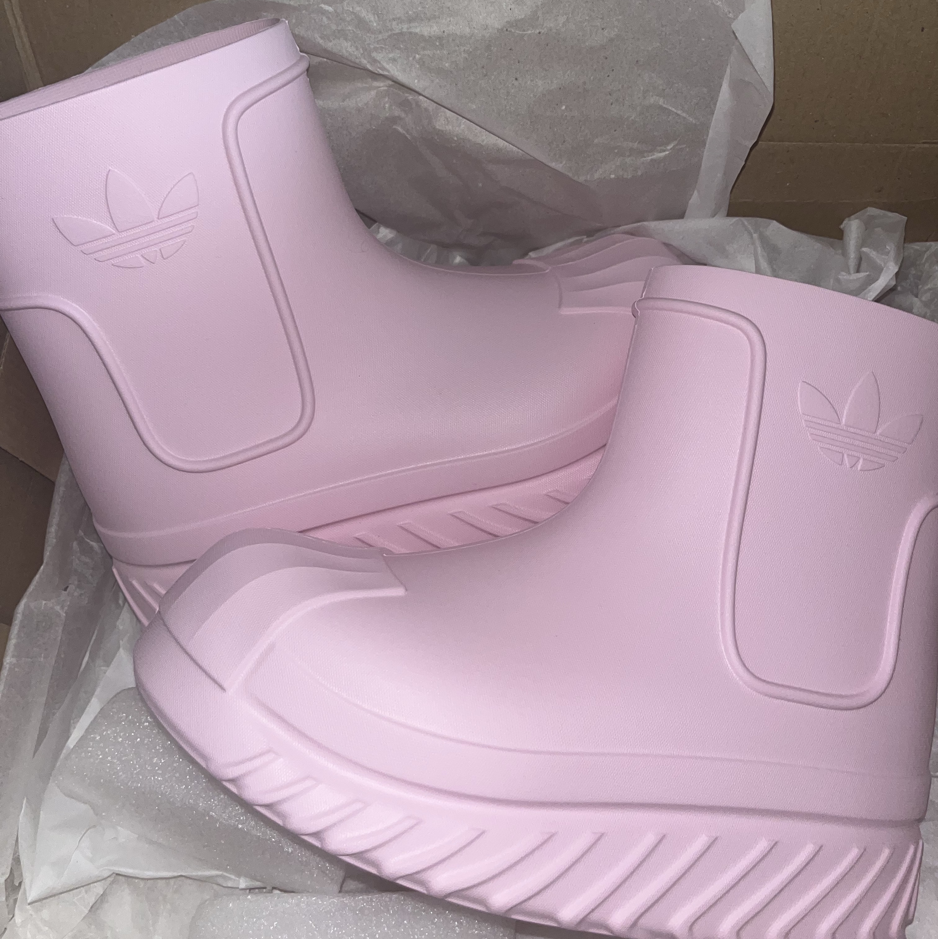 (W) Adidas Adifom Superstar Boot Clear Pink 착용 스타일
